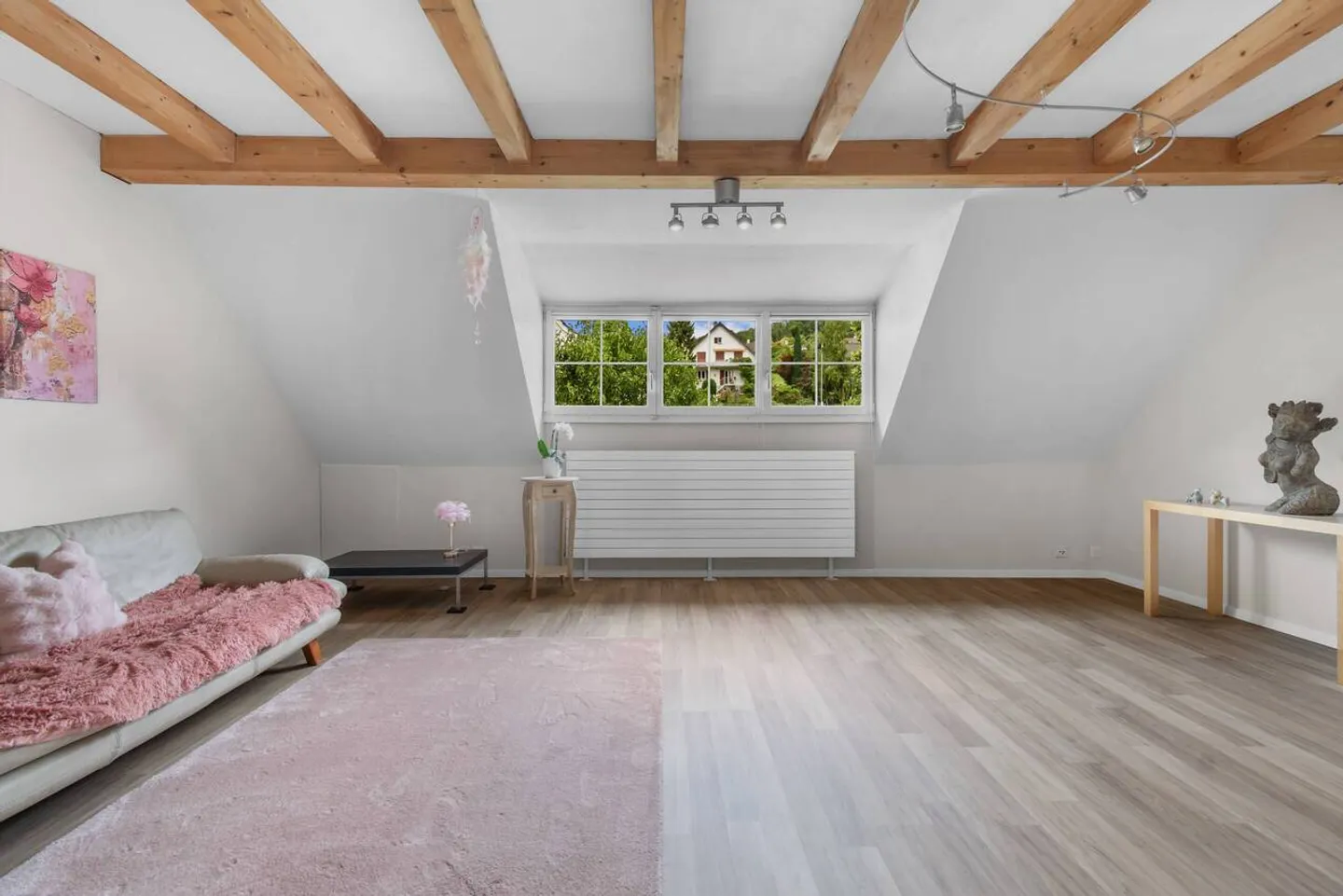 Charming Baselbieter farmhouse with modern living comfort! - Photo 11 of 15
