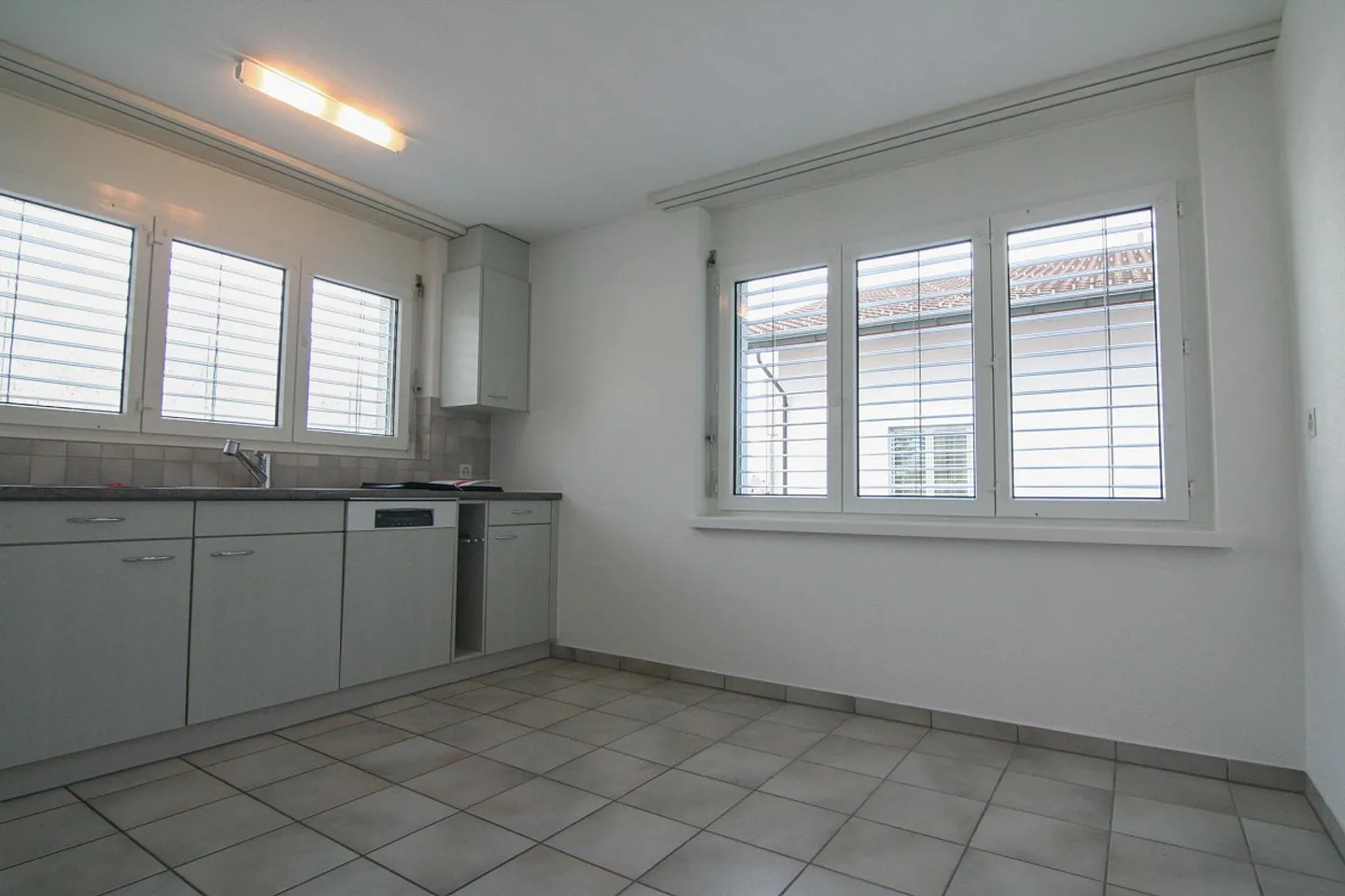 4.5 Room Apartment - Photo 3 of 8