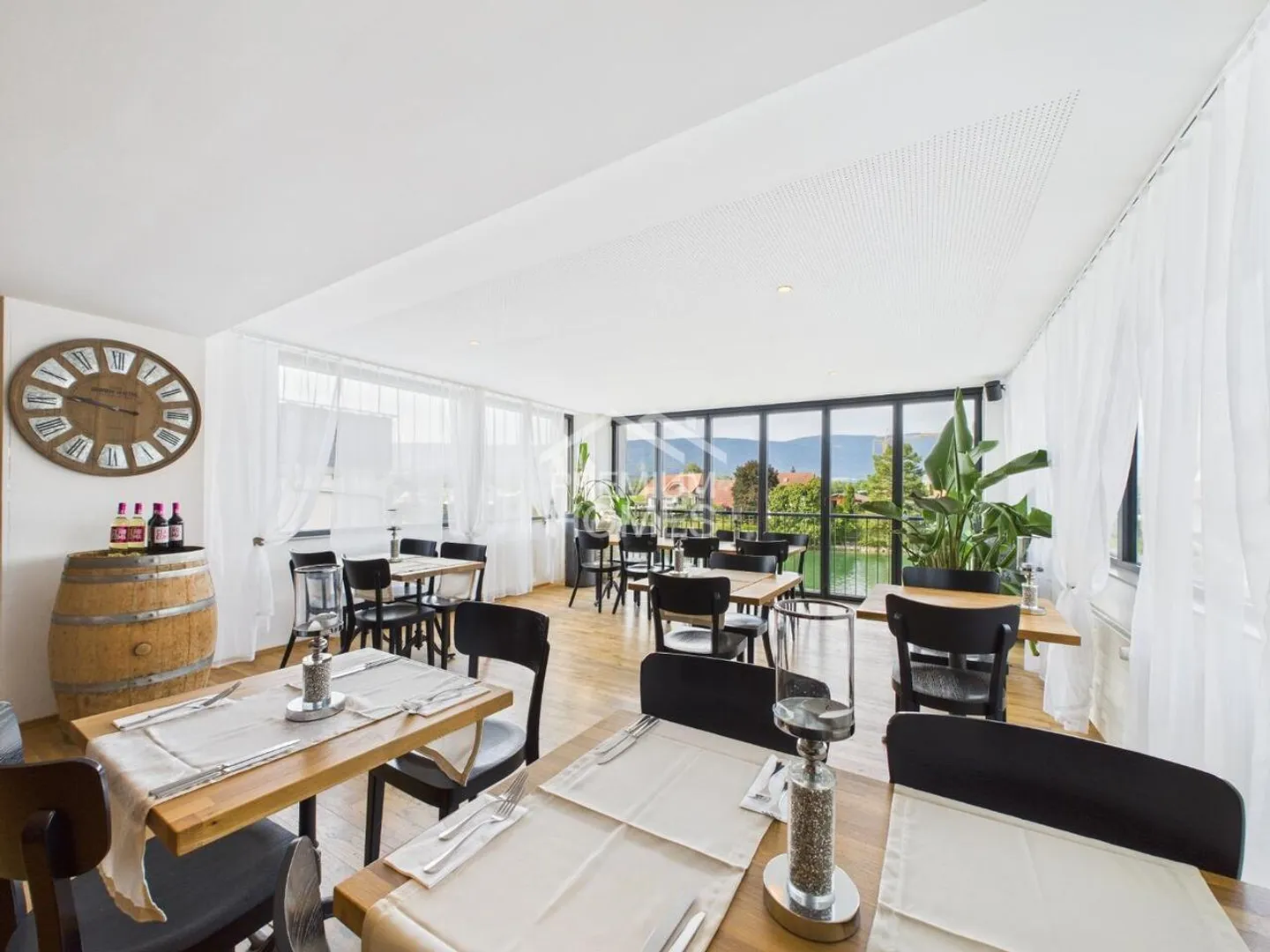 Stilvolles Restaurant und Wohnraum - Foto 4 von 12