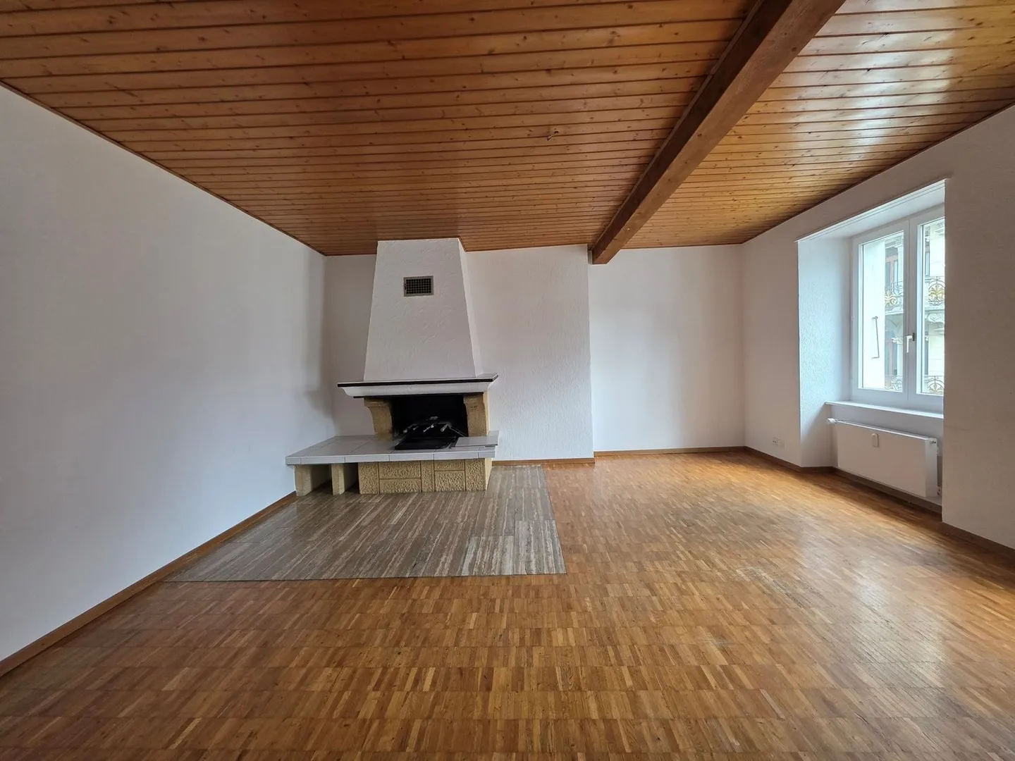 4.5 STANZE CON CAMINO, PL DE LA CARMAGNOLE - Foto 1 di 8
