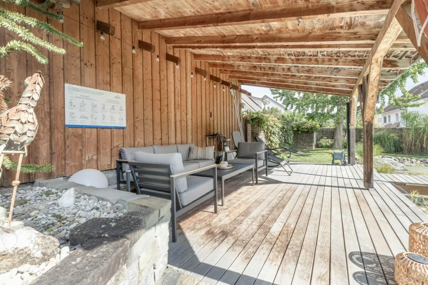 A Place to Arrive: 5.5-Room Gem with Garden Paradise & Swimming Pond - Photo 7 of 19