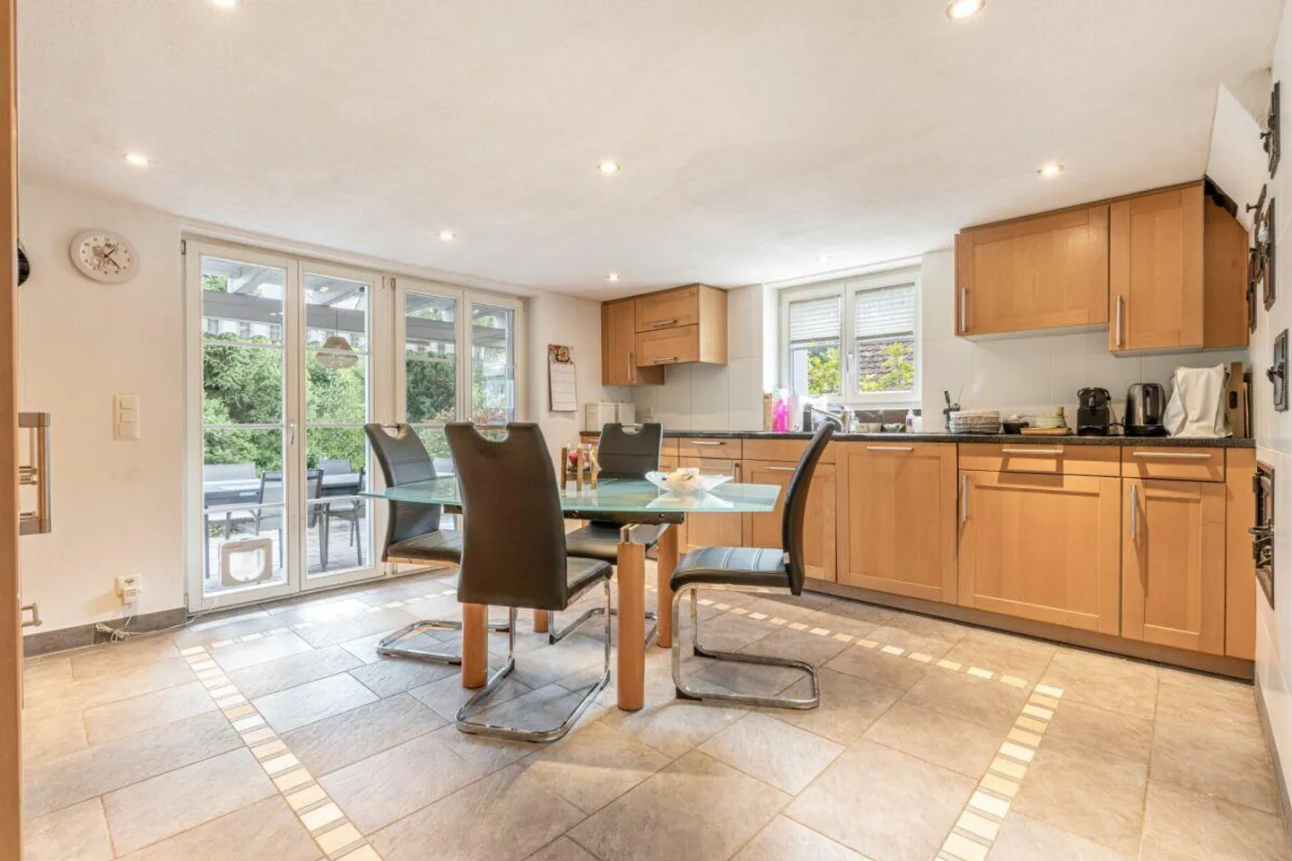 A Place to Arrive: 5.5-Room Gem with Garden Paradise & Swimming Pond - Photo 13 of 19