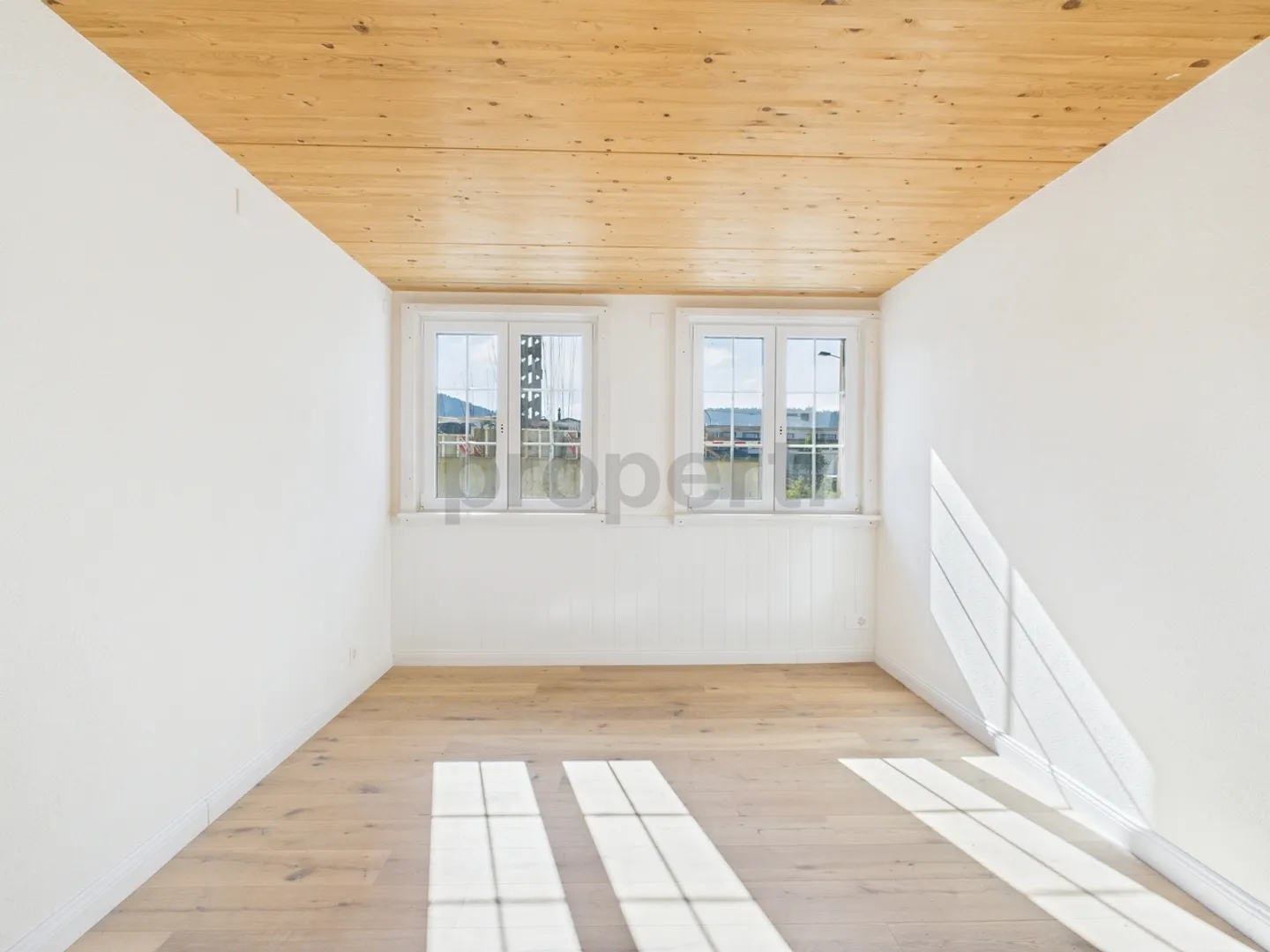 Brandneue 3.5 Zimmer Erdgeschosswohnung mit historischem Charme – f... - Foto 6 von 10