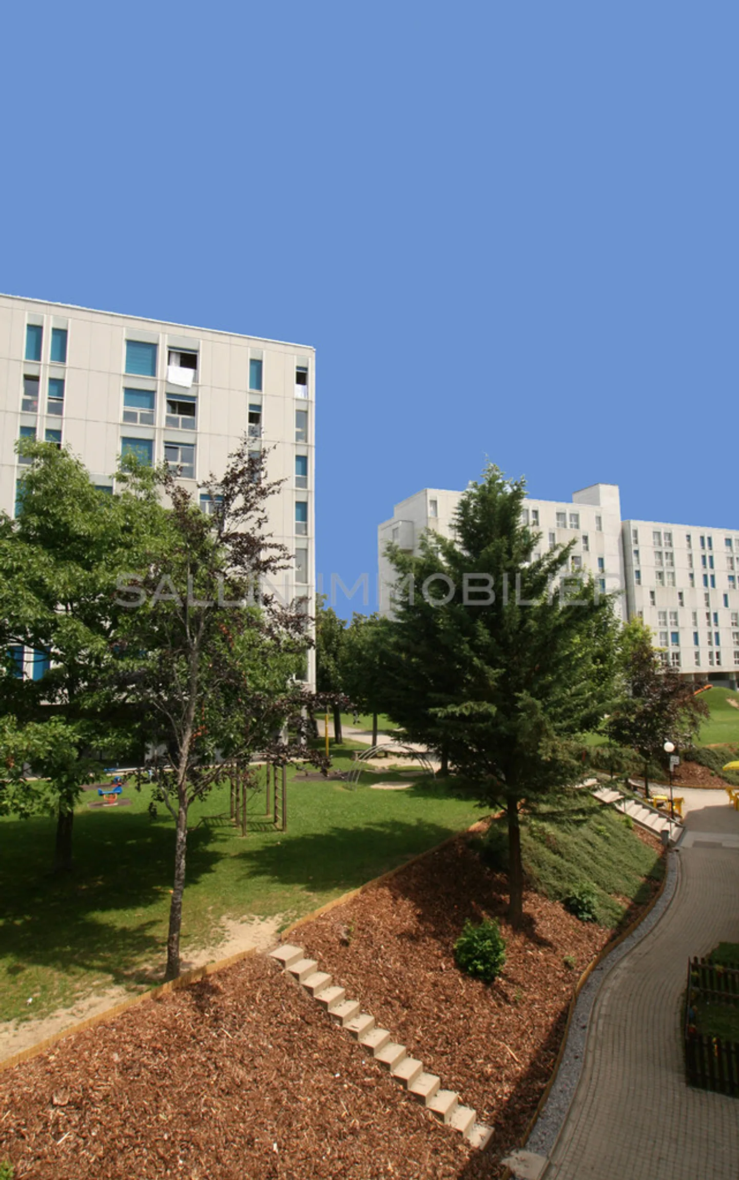 APPARTAMENTO RISTRUTTURATO DI 2½ LOCALI CON VISTA LIBERA - Foto 1 di 18