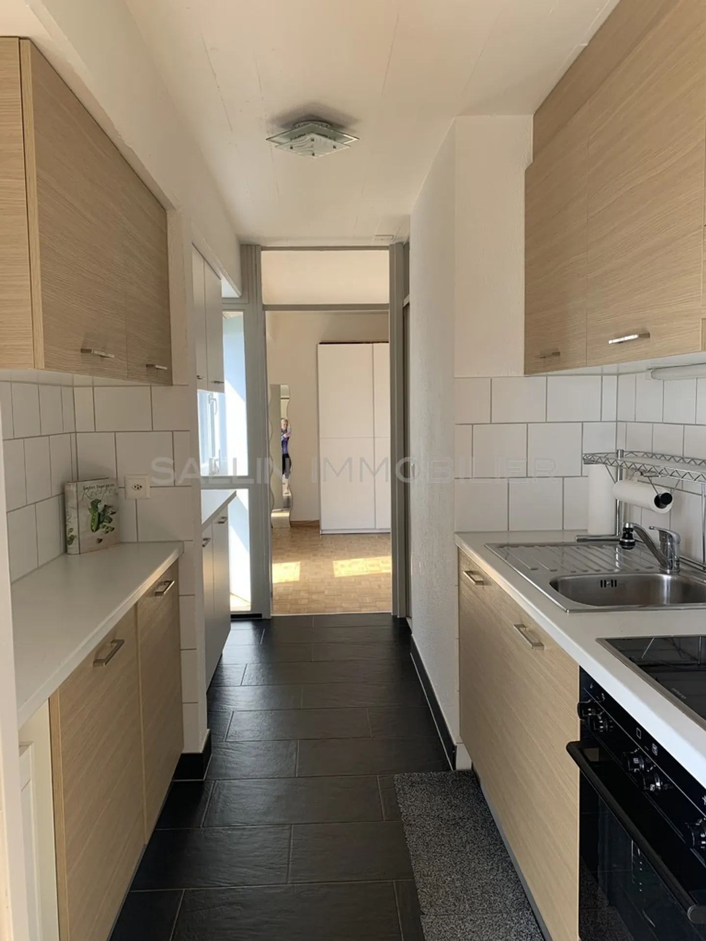 APPARTAMENTO RISTRUTTURATO DI 2½ LOCALI CON VISTA LIBERA - Foto 6 di 18