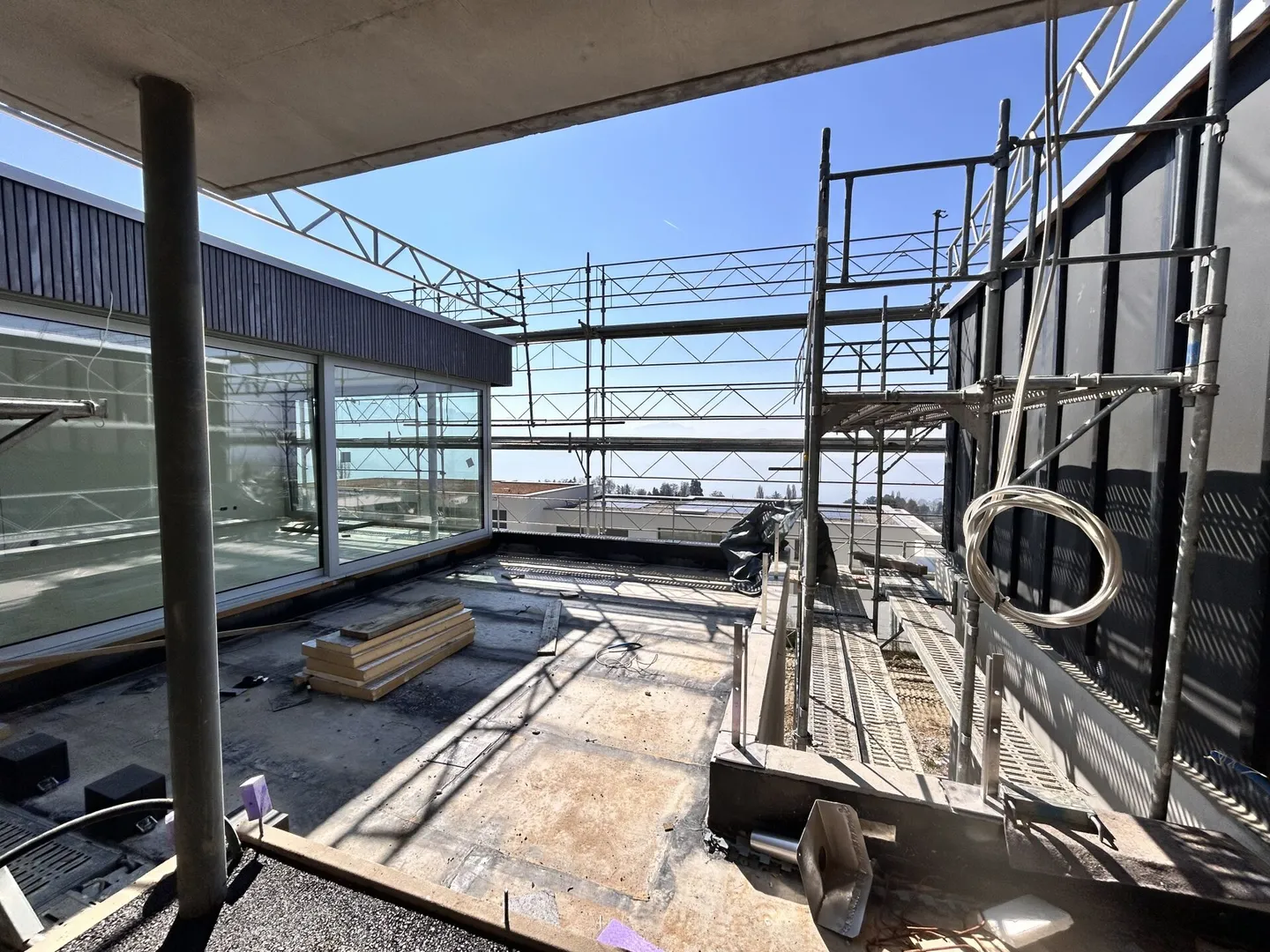 Stunning Villa with Lake View - Photo 5 of 5