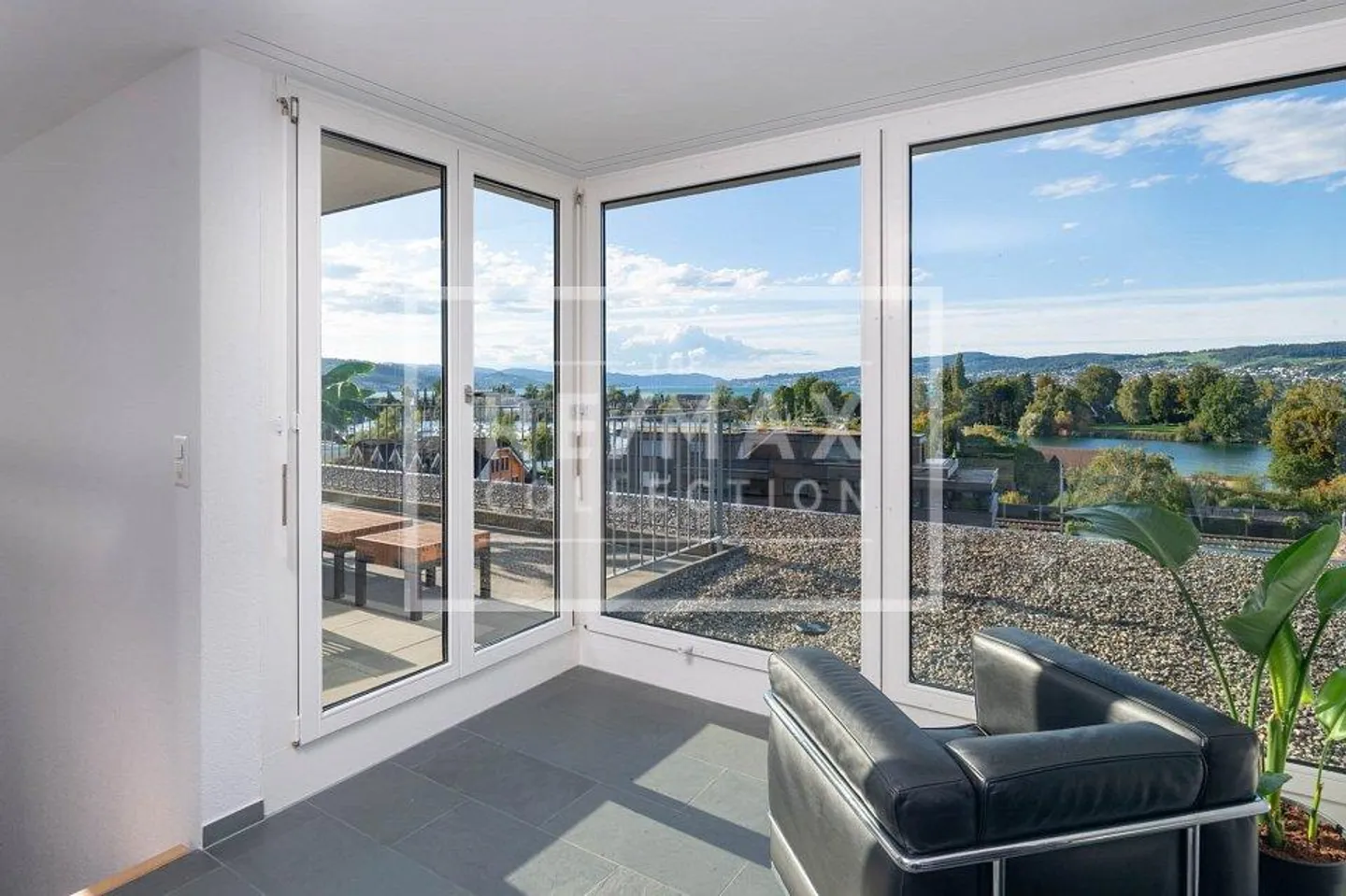 Elegante 5.5-Zimmer-Attikawohnung mit Rooftop-Galerie und traumhafter Dachterrasse! - Foto 10 von 13