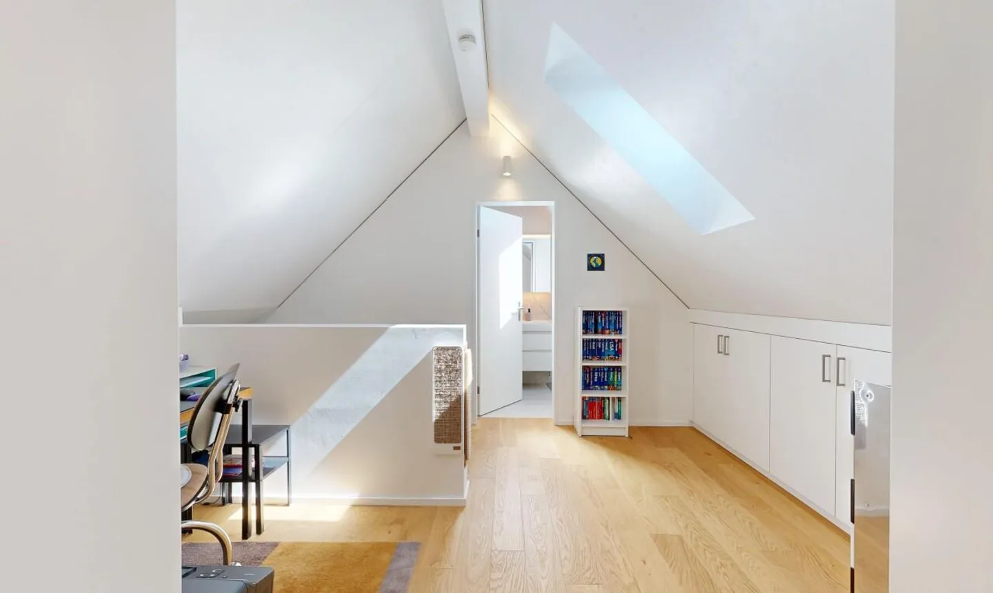 First-class 3.5-room maisonette penthouse - Photo 9 of 11