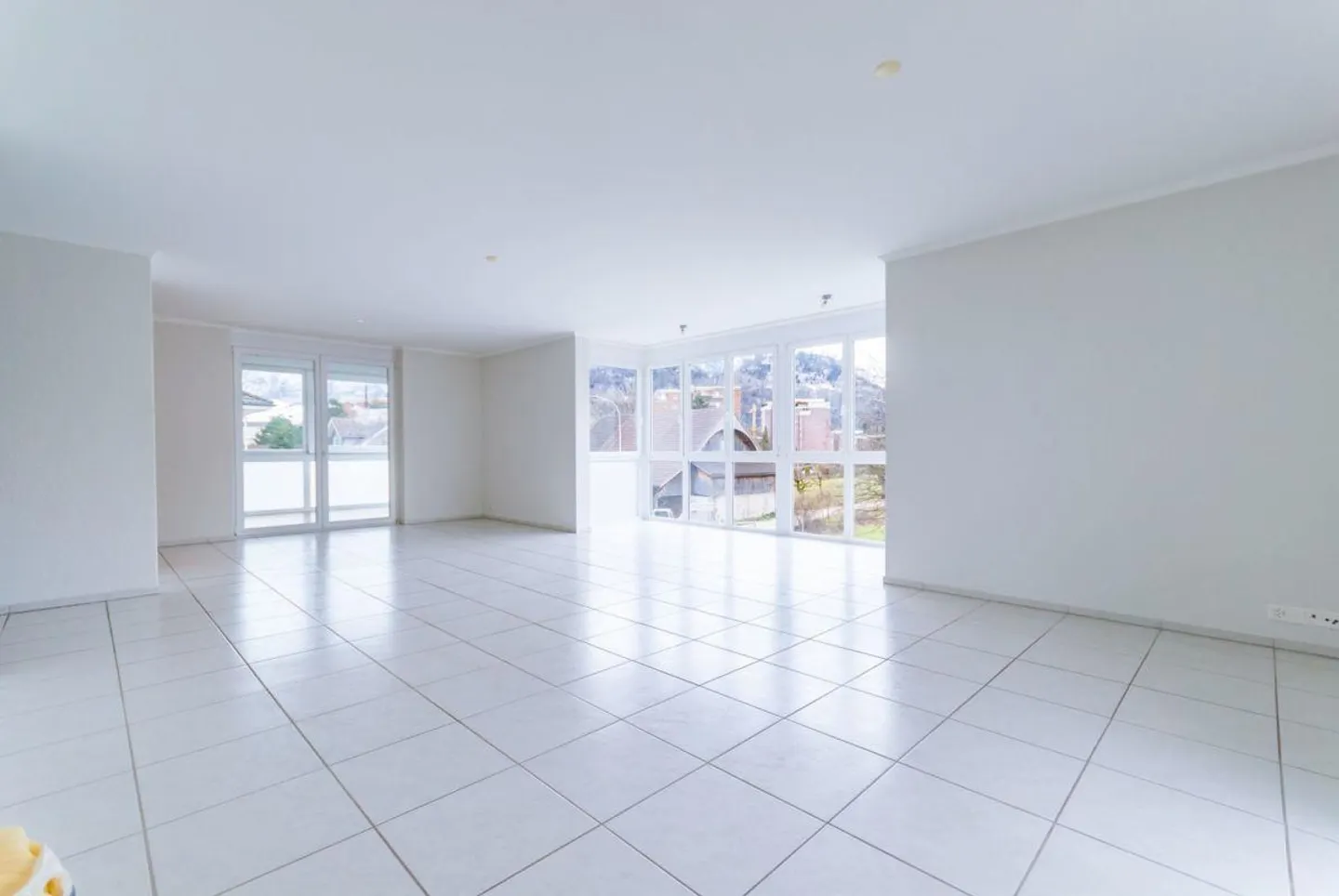 Grosszügige 5.5-Zimmer-Wohnung in Stansstad - Foto 3 von 10