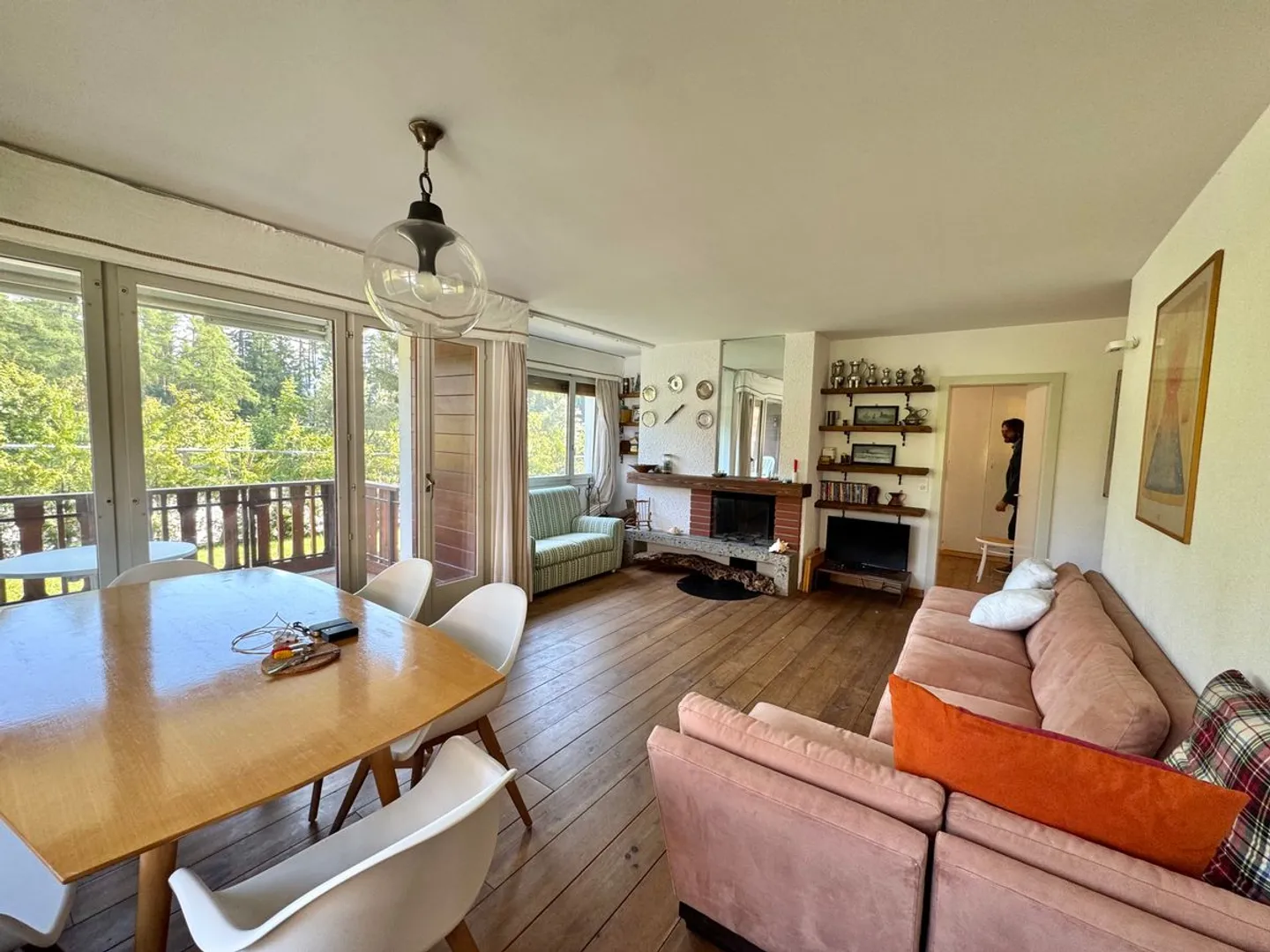 Appartement 4.5 pièces en bordure du terrain de golf (Lärchen) - Emplacement privilégié - Photo 3 sur 13