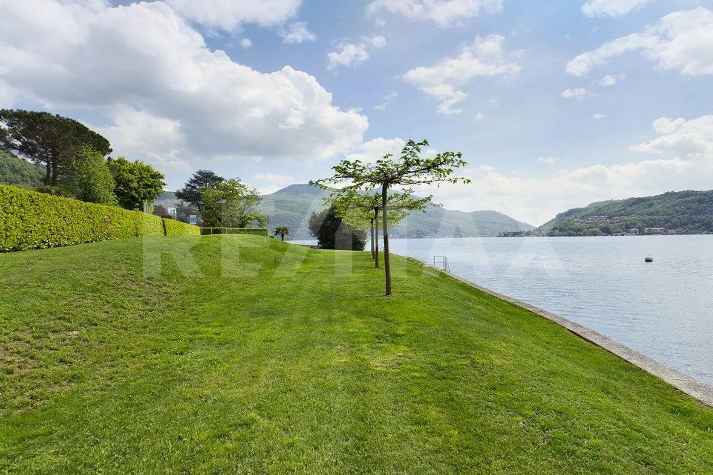 Sensationelle Perle in erster Reihe am See - Foto 6 von 13