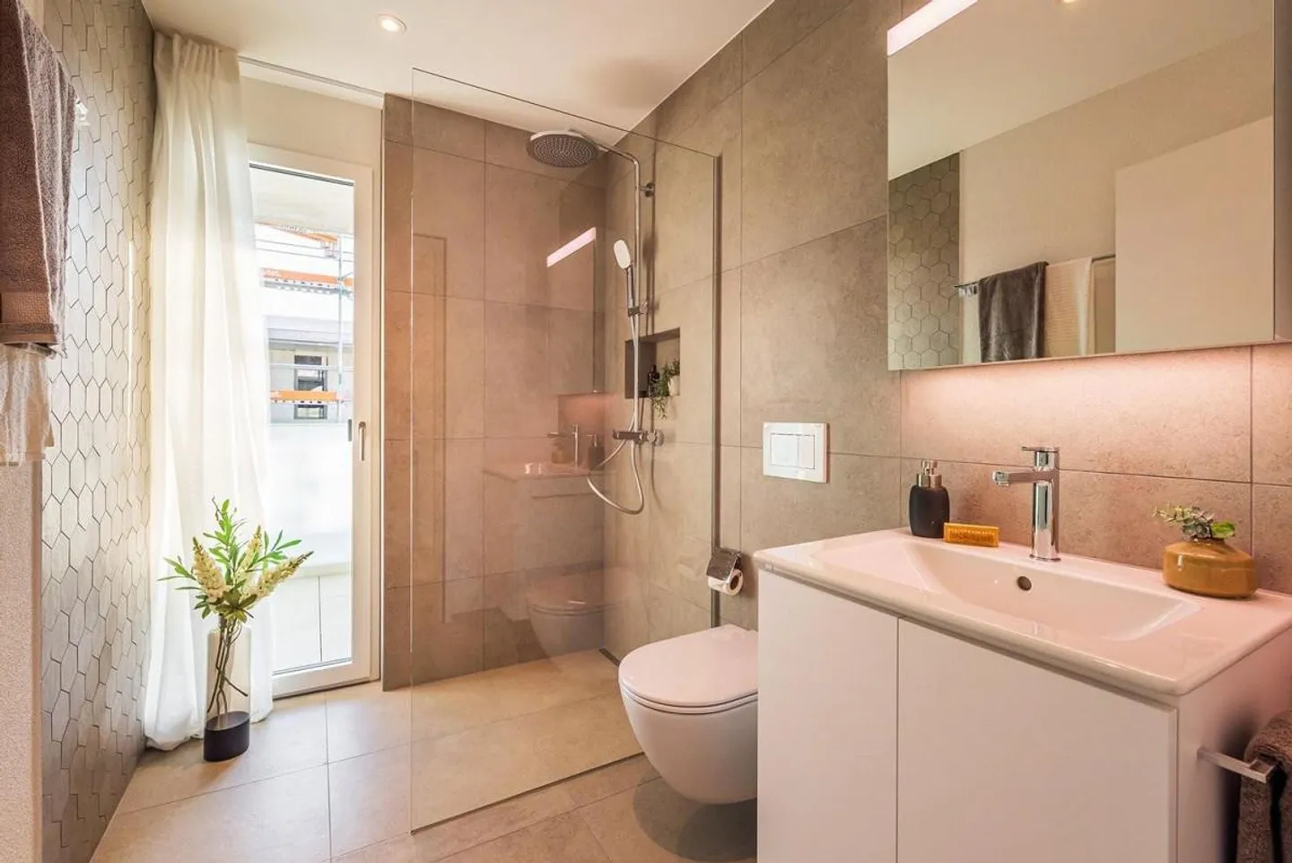 Subtenant for first rental of new apartments - Photo 5 of 7