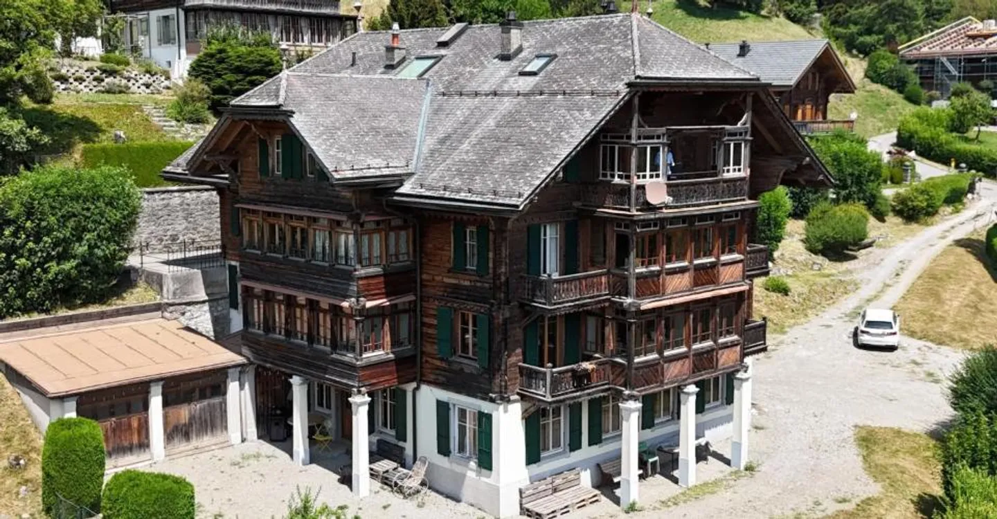 Appartamento di carattere di 7 locali nel cuore di Château-d'Oex - Foto 9 di 11