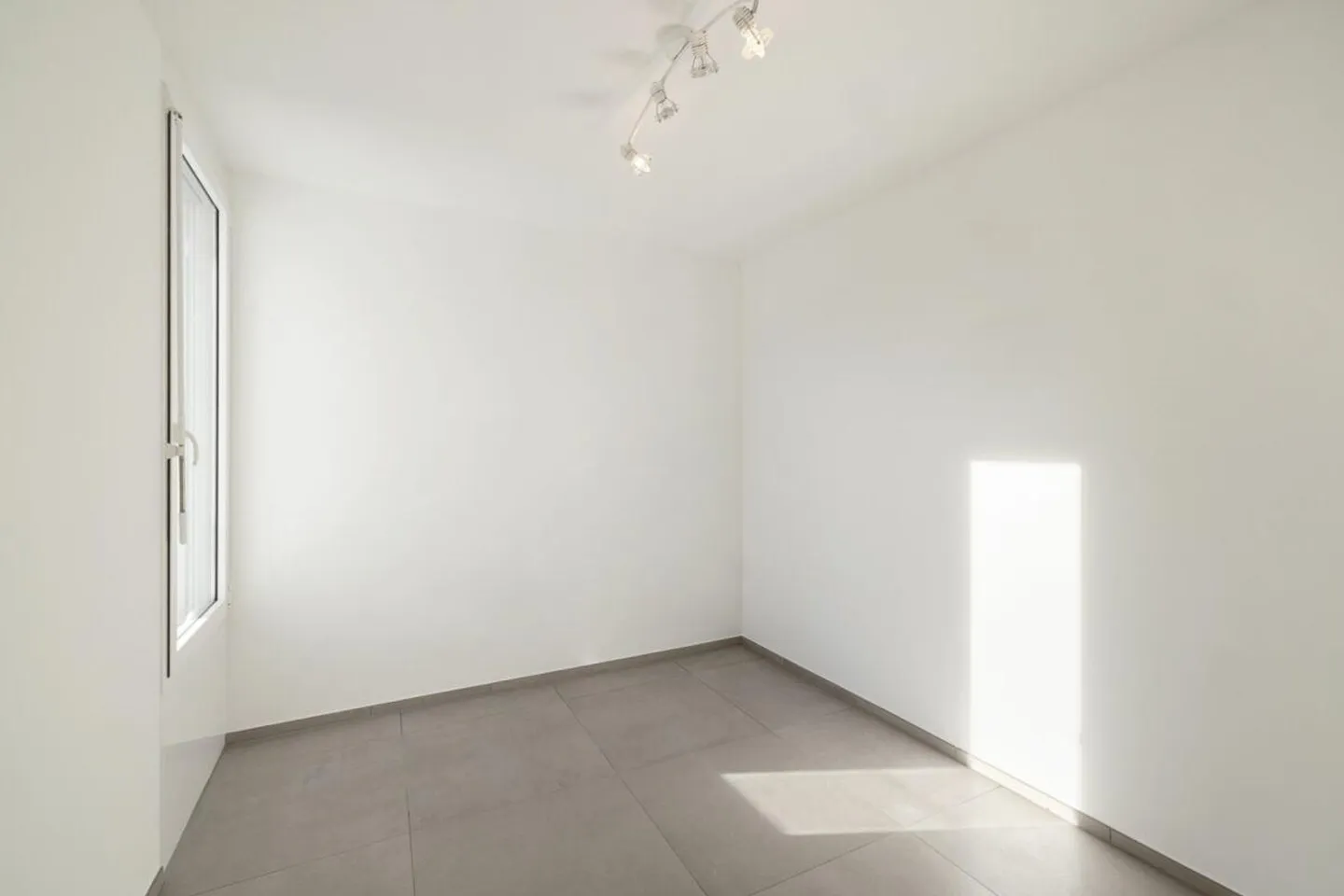 Elegantes Penthouse mit Seeblick - Foto 23 von 30