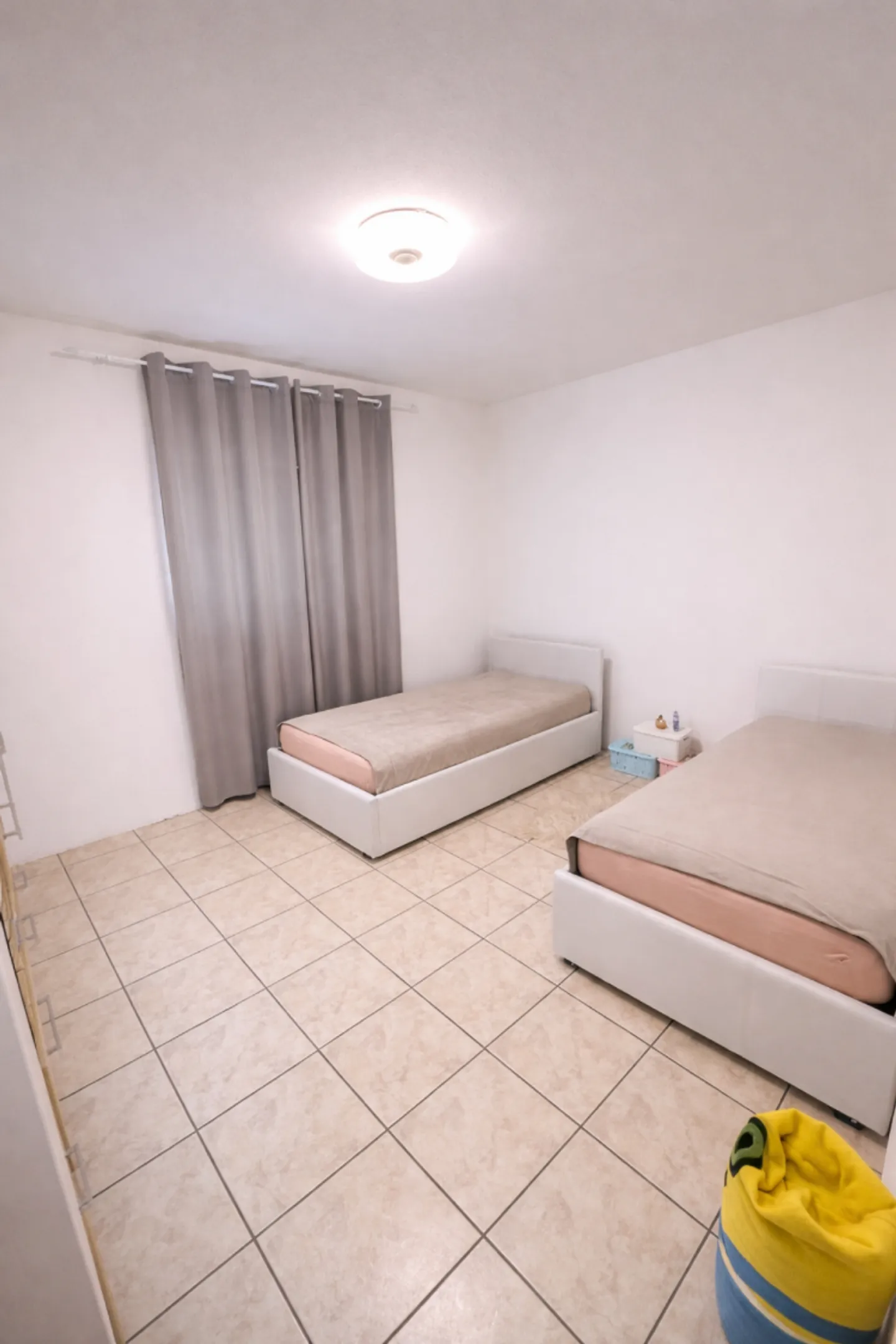 Sankt-Imier, magnifique appartement de 4,5 pièces au 1er étage avec balcon et terrasse - Photo 3 sur 7