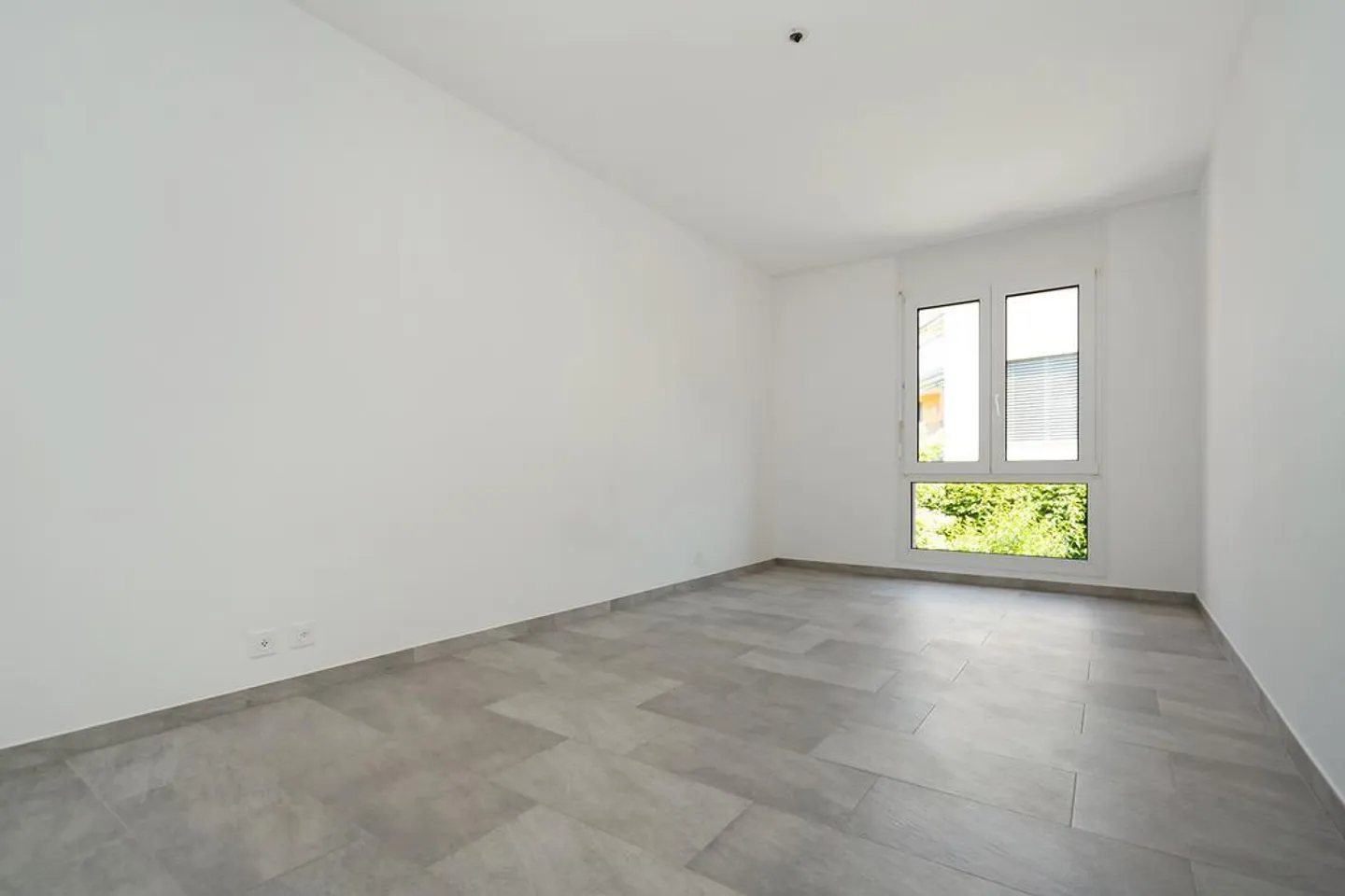 Cozy Apartment 2 Room Apartment with Balcony - Photo 3 of 6