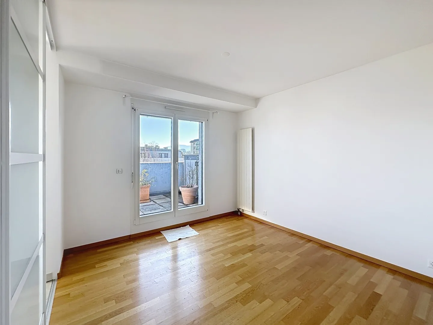 Penthouse-Wohnung ohne direkte Nachbarn mit Terrasse - Foto 6 von 10