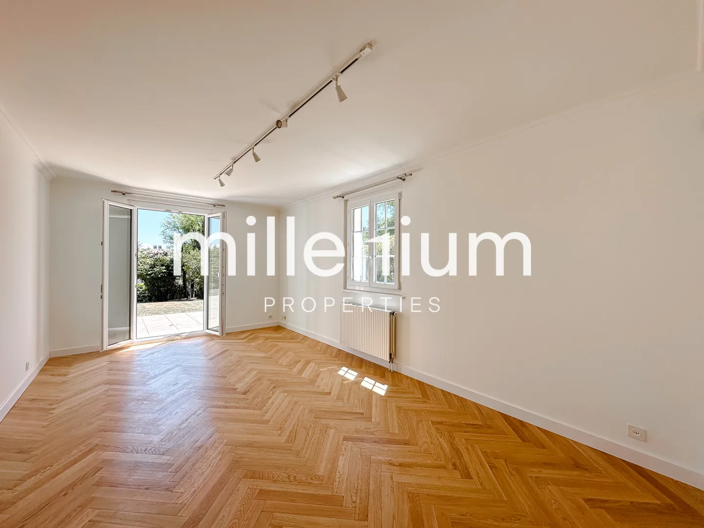 Proprietà familiare con vista sul Monte Bianco - Foto 4 di 23