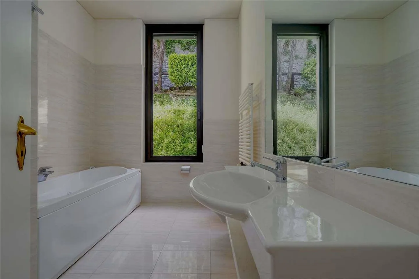 Ruvigliana, 5.5-room apartment immersed in greenery with lake view - Photo 7 of 8