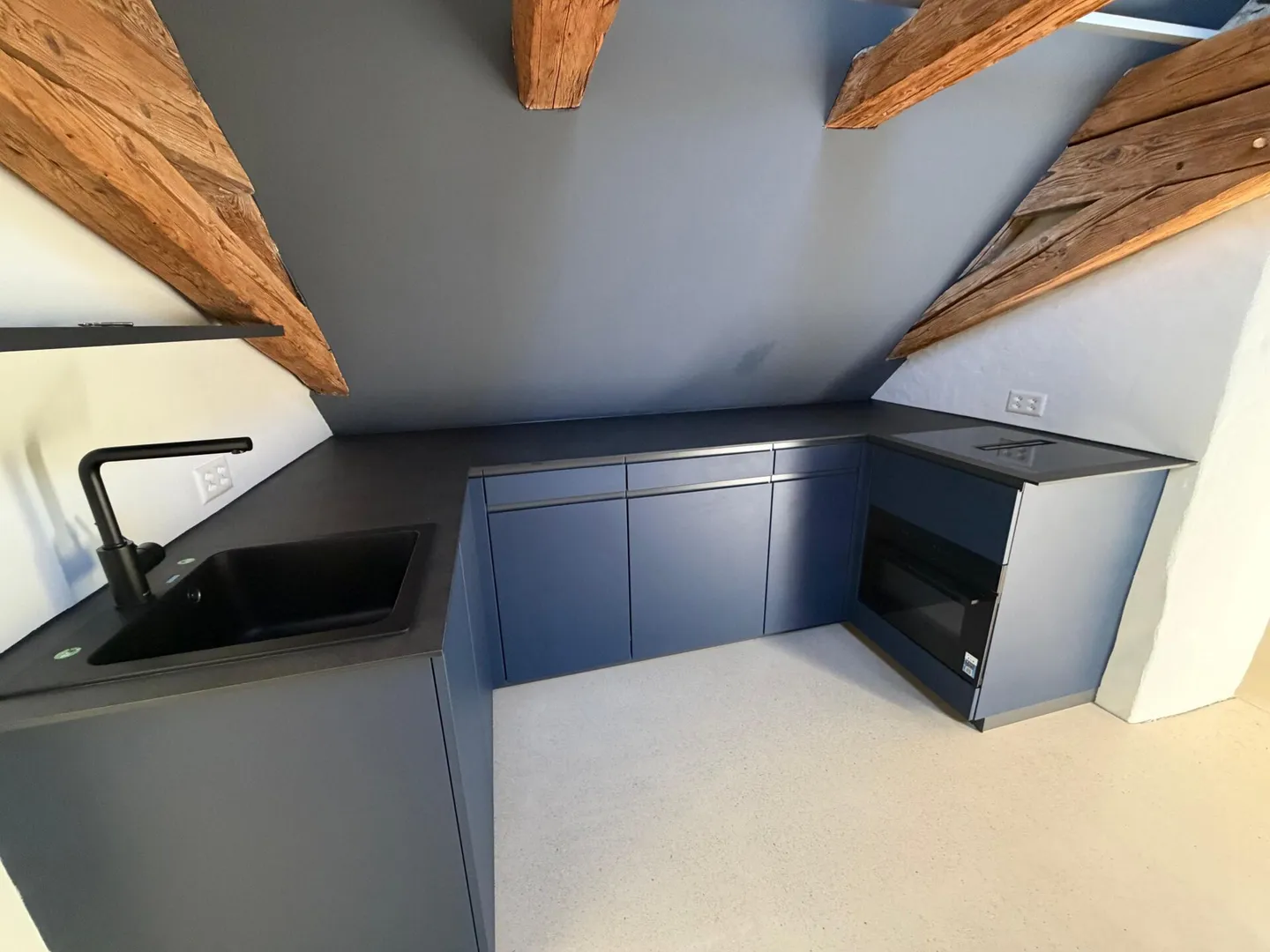 Studio con carattere loft - Foto 1 di 5