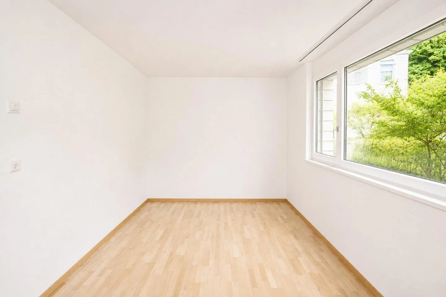 Geräumige 4.5-Zimmer-Wohnung mit Wintergarten in Bottmingen - Photo 11 sur 13