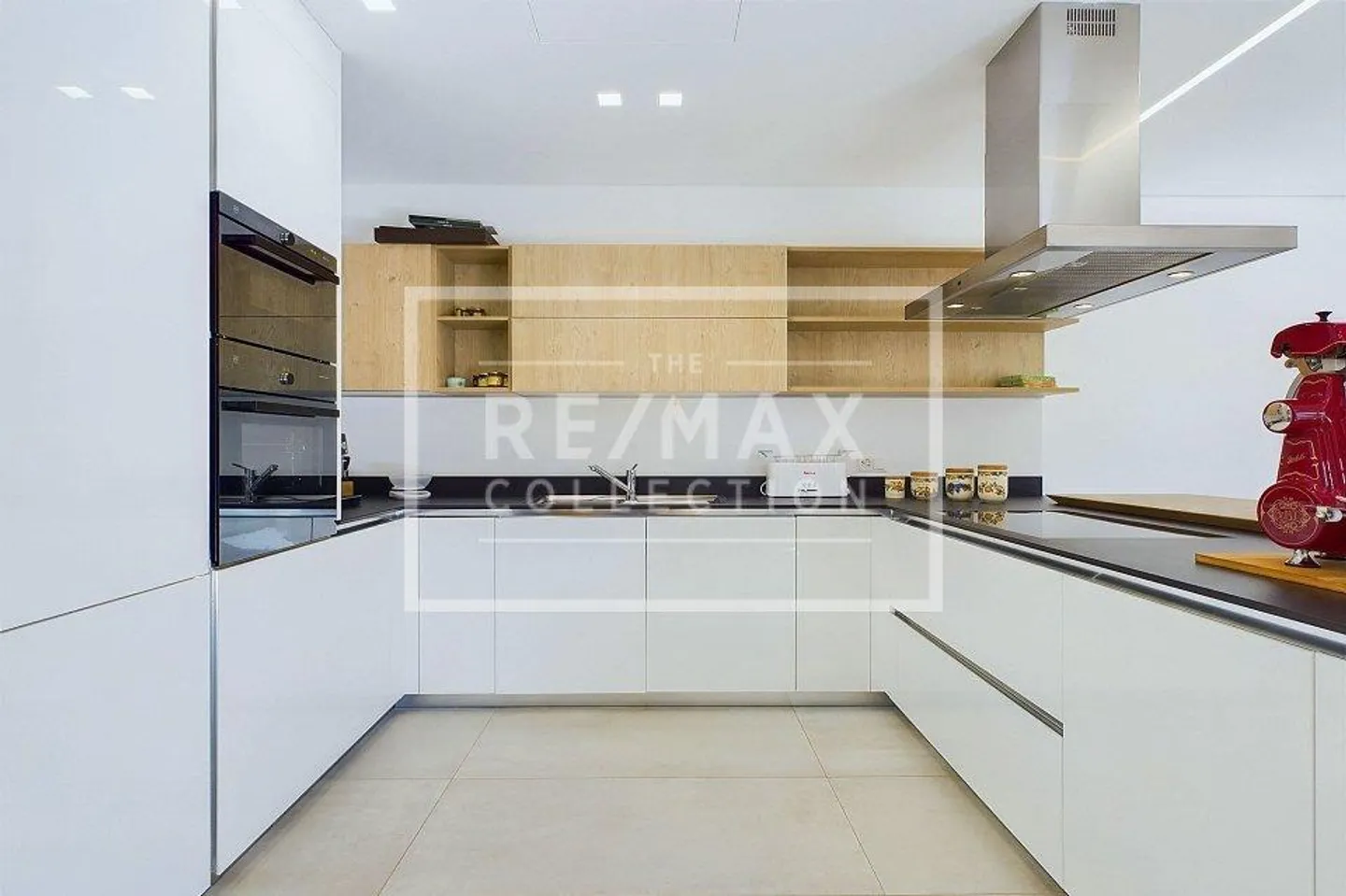 Bijou moderne au bord du lac - Photo 4 sur 13