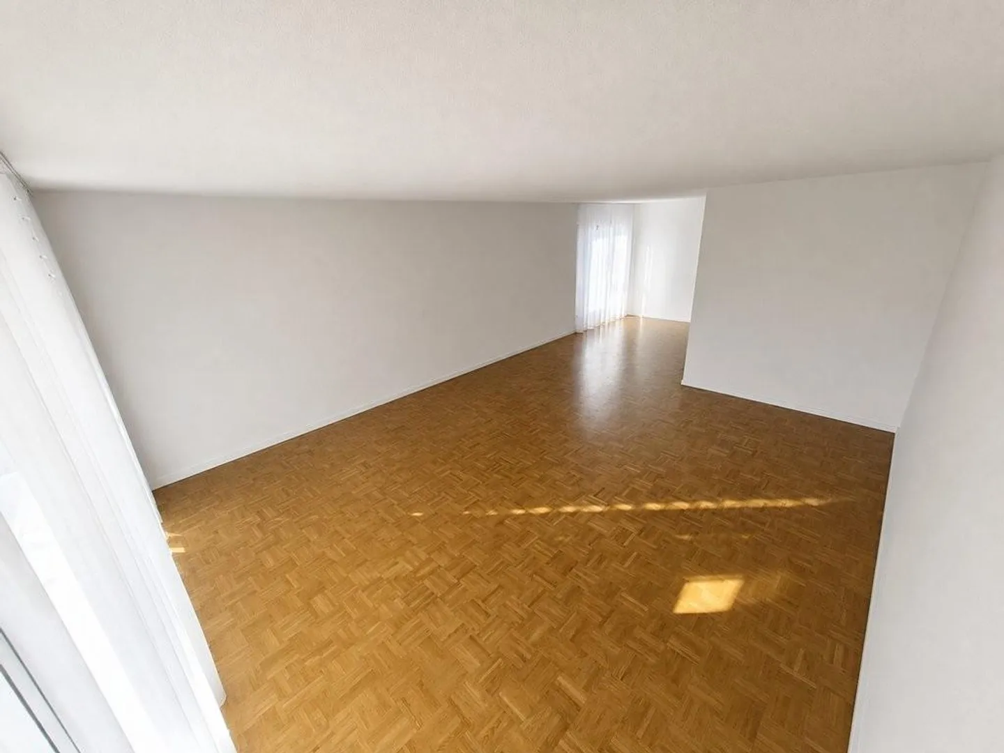 Great and spacious 4.5-room apartment in Orpund! - Photo 7 of 11