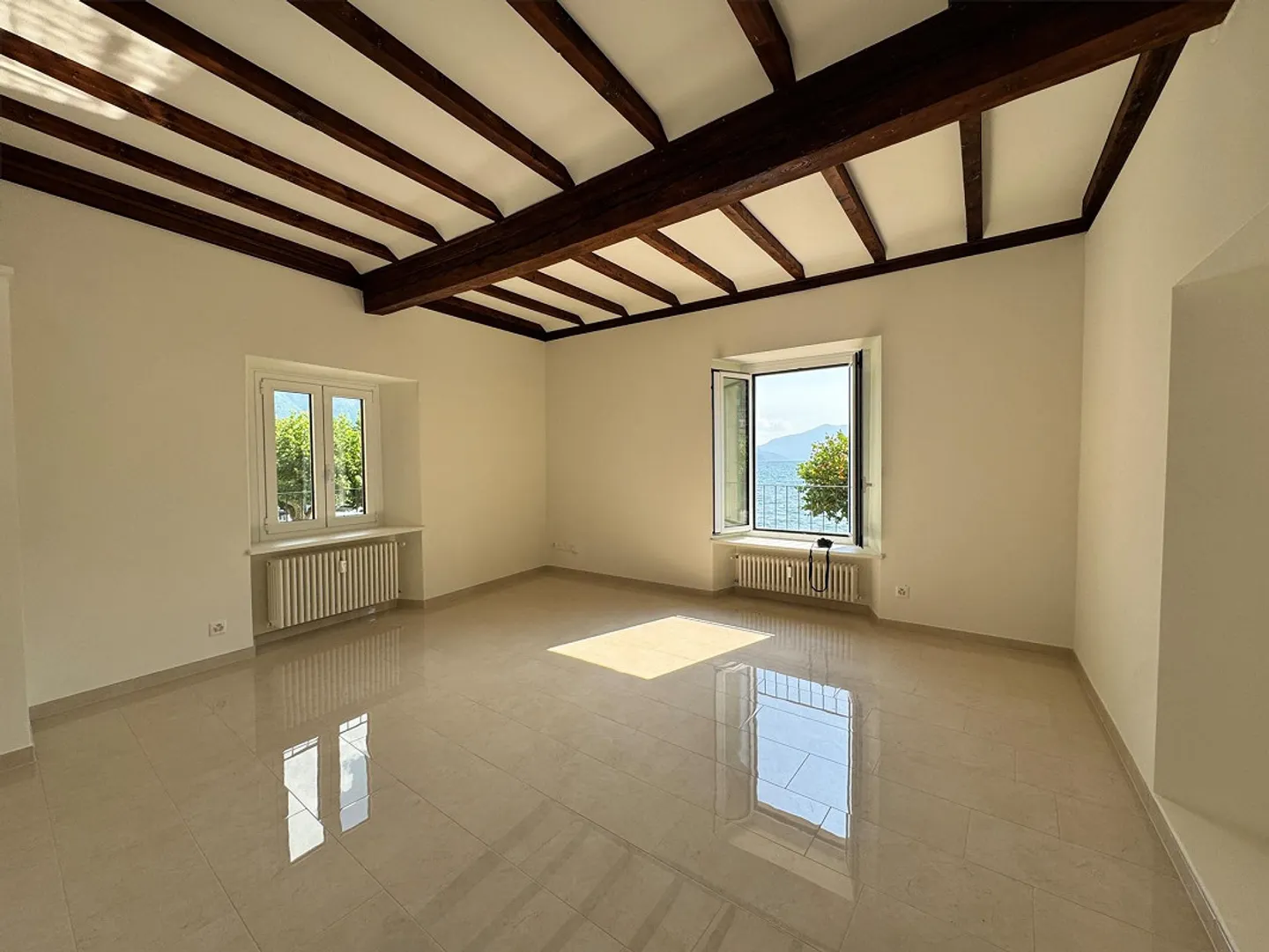Appartement avec vue sur le lac - Photo 2 sur 10