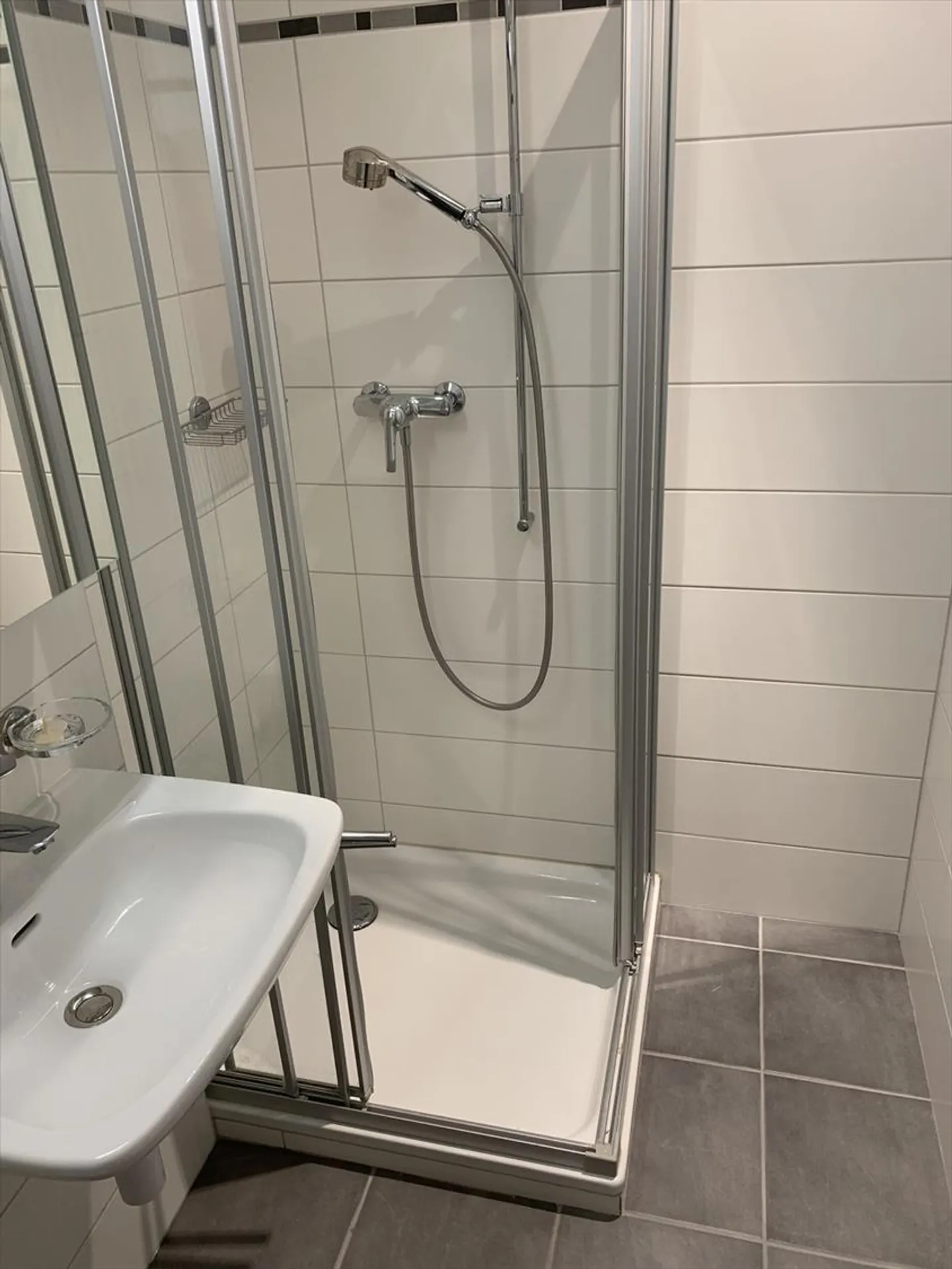 For rent - Bright studio in Locle from 01.03.2026 - Photo 5 of 6