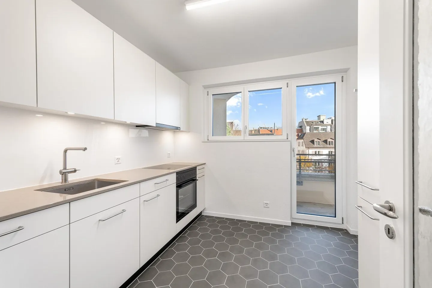 In the Heart of Wiedikon - Living at the Pulse of the City! - Photo 11 of 13