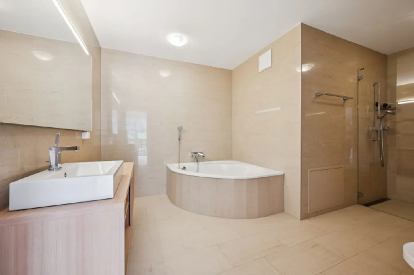 Alpenpanorama : Appartement exclusif de 4,5 pièces à Leukerbad - Photo 7 sur 13