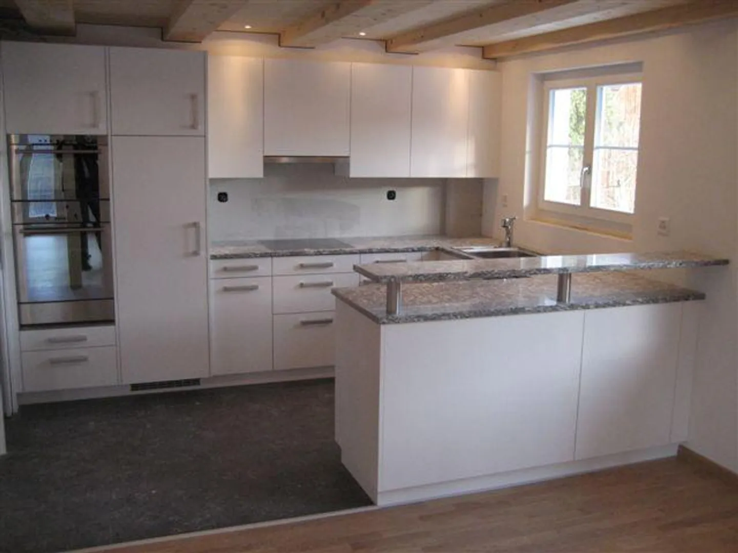 Charmante Wohnung mit Balkon - Foto 4 von 30
