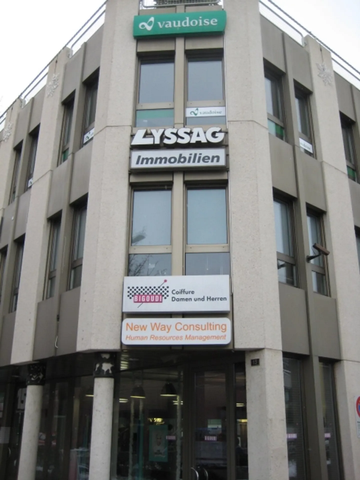 Office or Practice Room in a Good Location - Photo 1 of 2