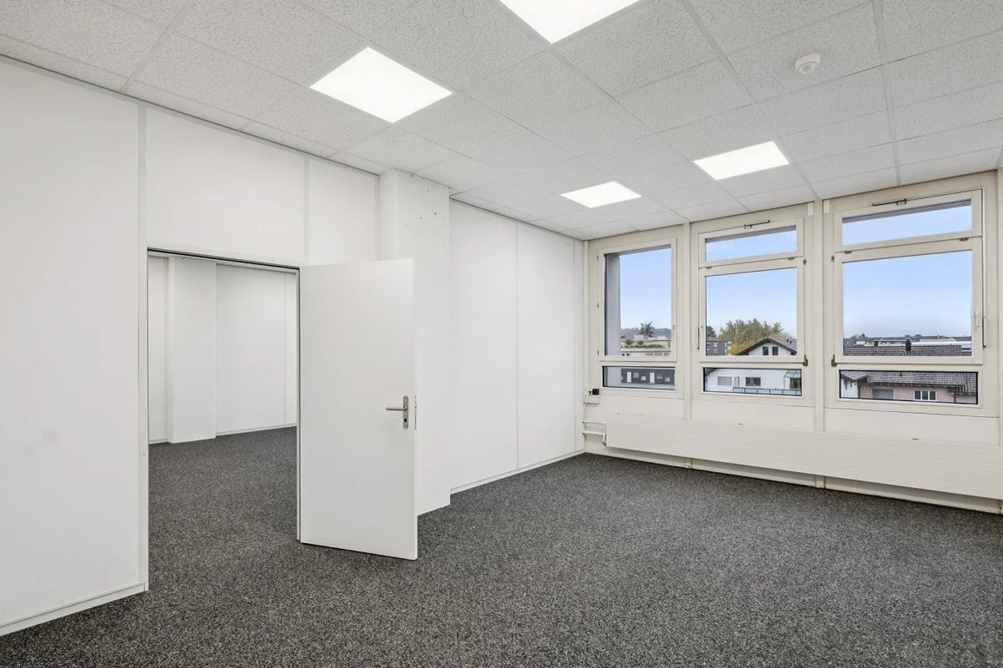 952 m² bezugsbereit ausgebaute Büroräume für CHF 90.00/m²/Jahr - Foto 9 von 13