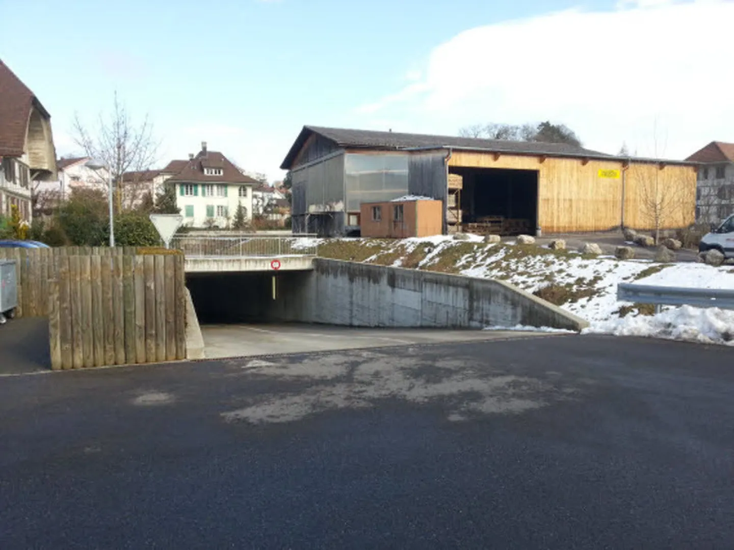 Parking space at the Seelandhalle in Lyss - Photo 3 of 5