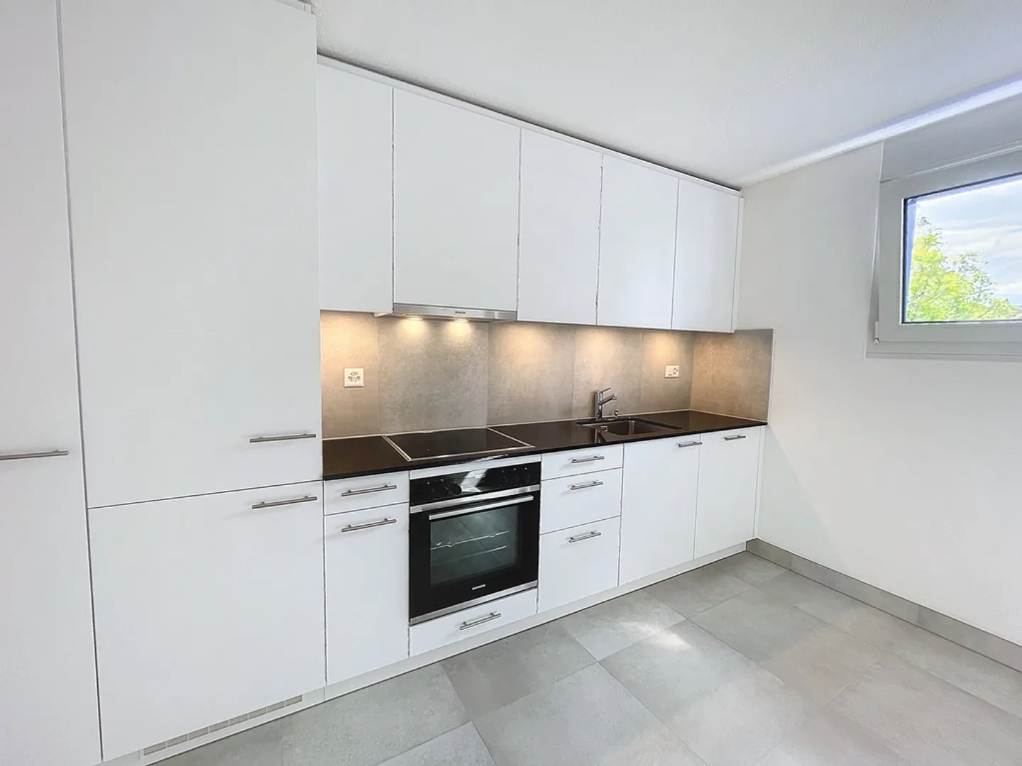 4.5 Room Apartment - Photo 2 of 9