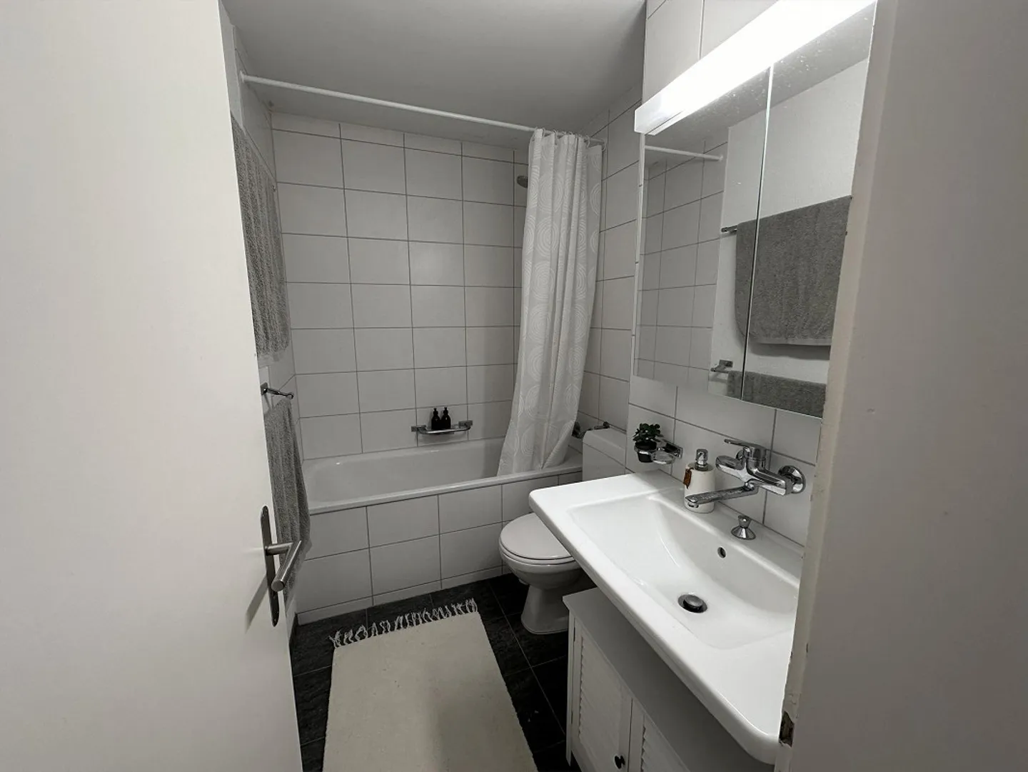 appartamento situato in posizione centrale - Foto 5 di 10