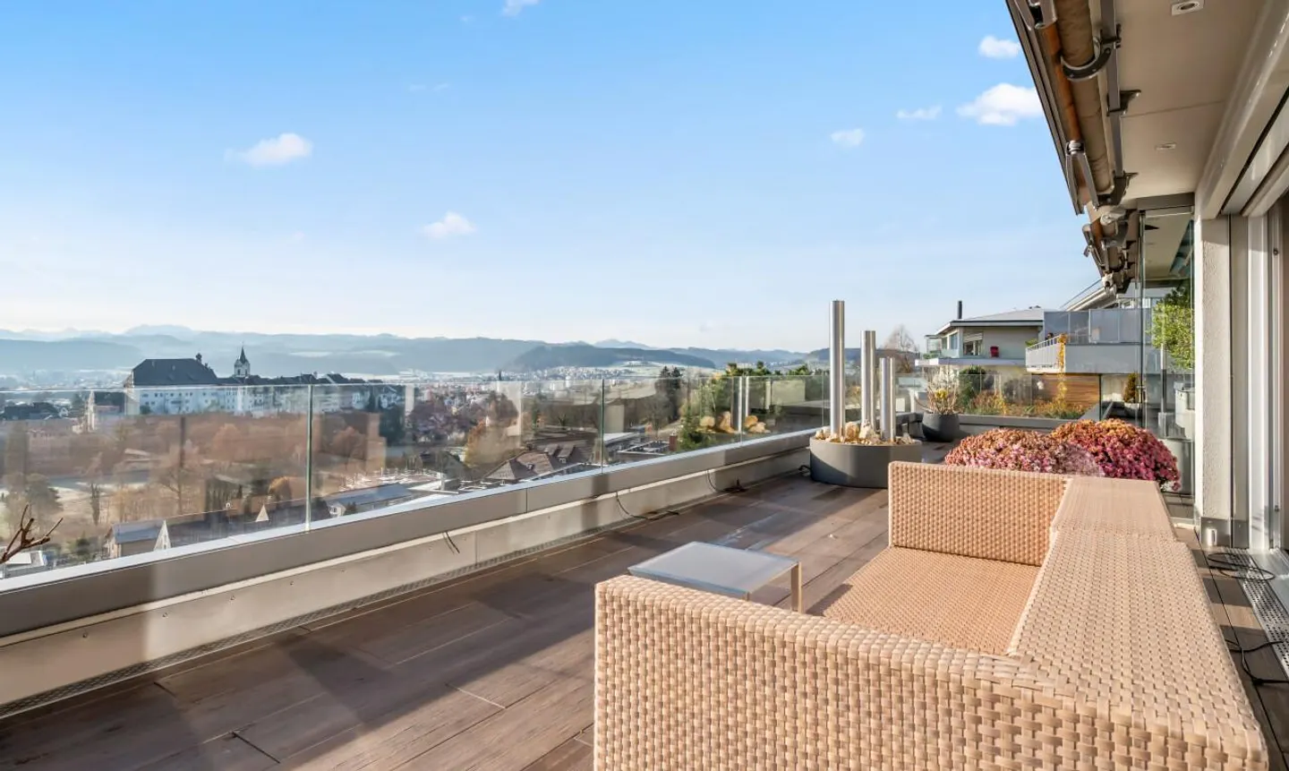 Appartement penthouse exclusif à Wil - Paix, style et vue panoramique - Photo 7 sur 11