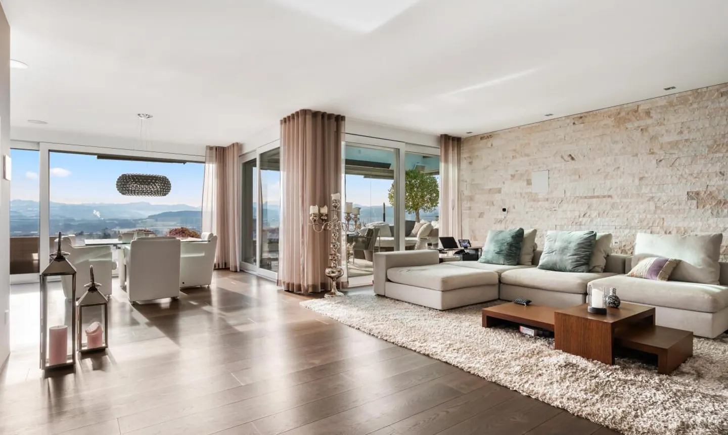 Appartement penthouse exclusif à Wil - Paix, style et vue panoramique - Photo 3 sur 11