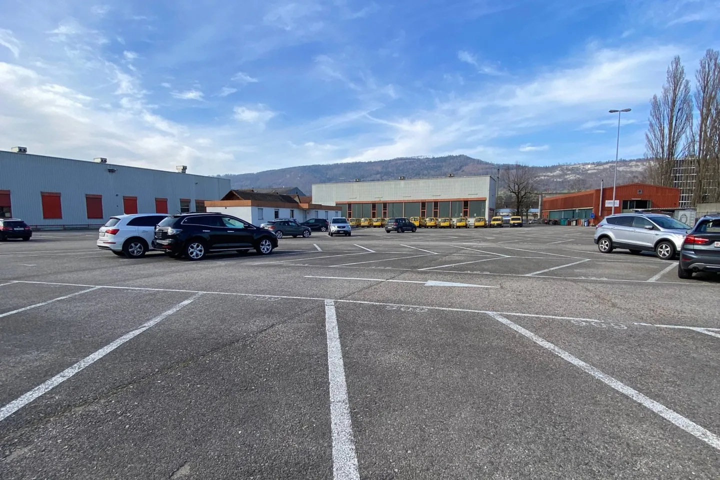 Parkplätze auf dem SAFED-Gelände - Foto 1 von 1