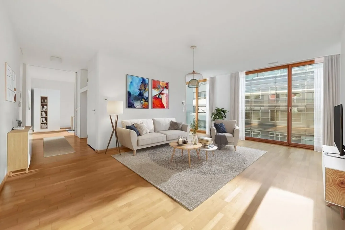 Vivere spazioso in una posizione centrale con una stanza aggiuntiva - Foto 2 di 8