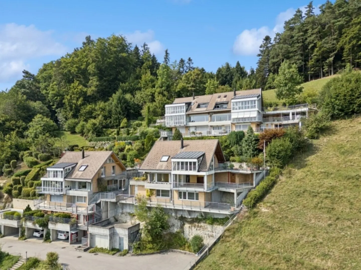 «Grosszügiges 6.5-Zimmer-Terrassenhaus mit Wintergarten, fünf Sitzplätzen, Sandsteinkeller und vielem mehr» - Foto 12 von 13
