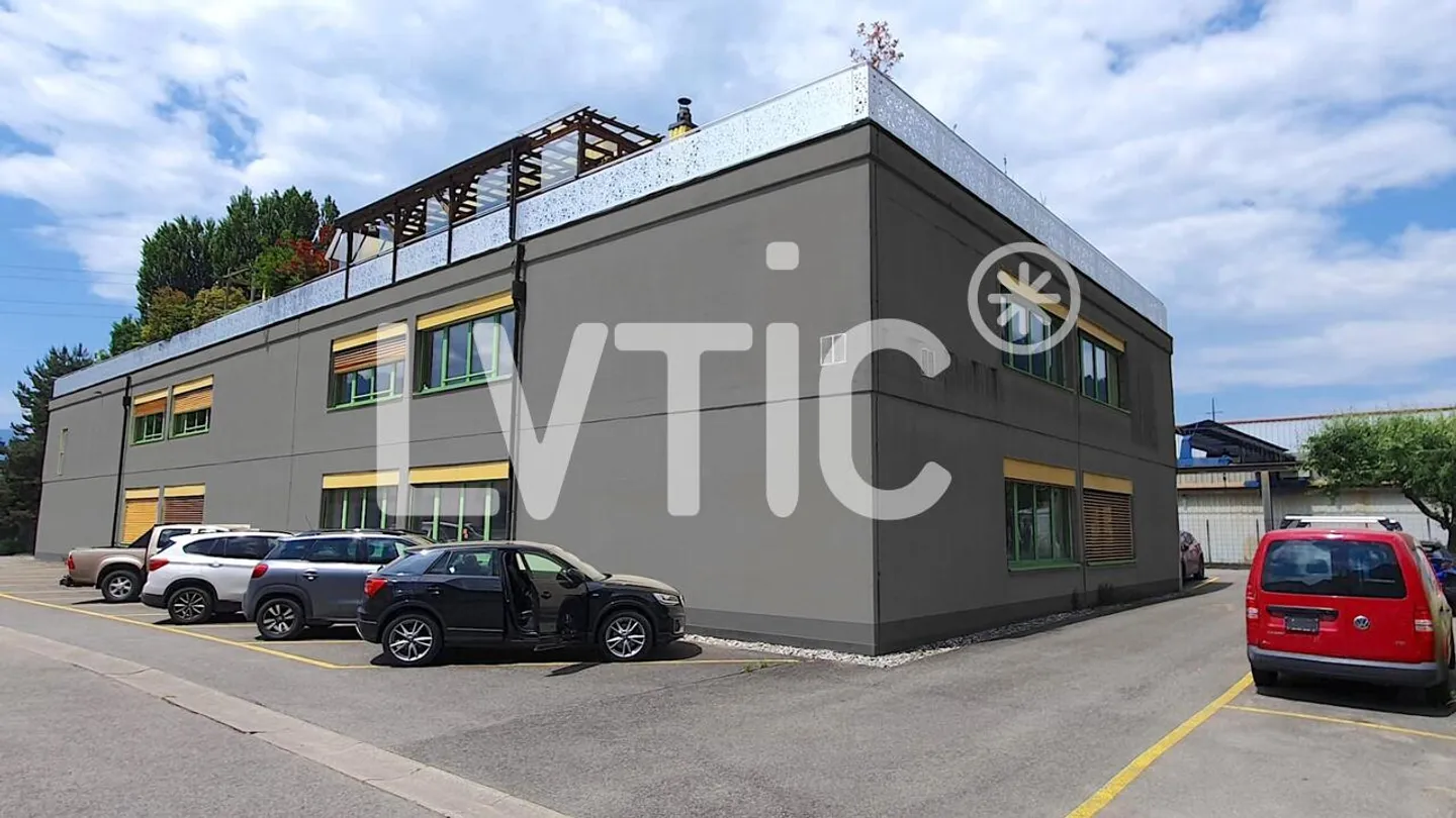 Workshop, storage of 290 m2 for rent in Villeneuve - Photo 6 of 8