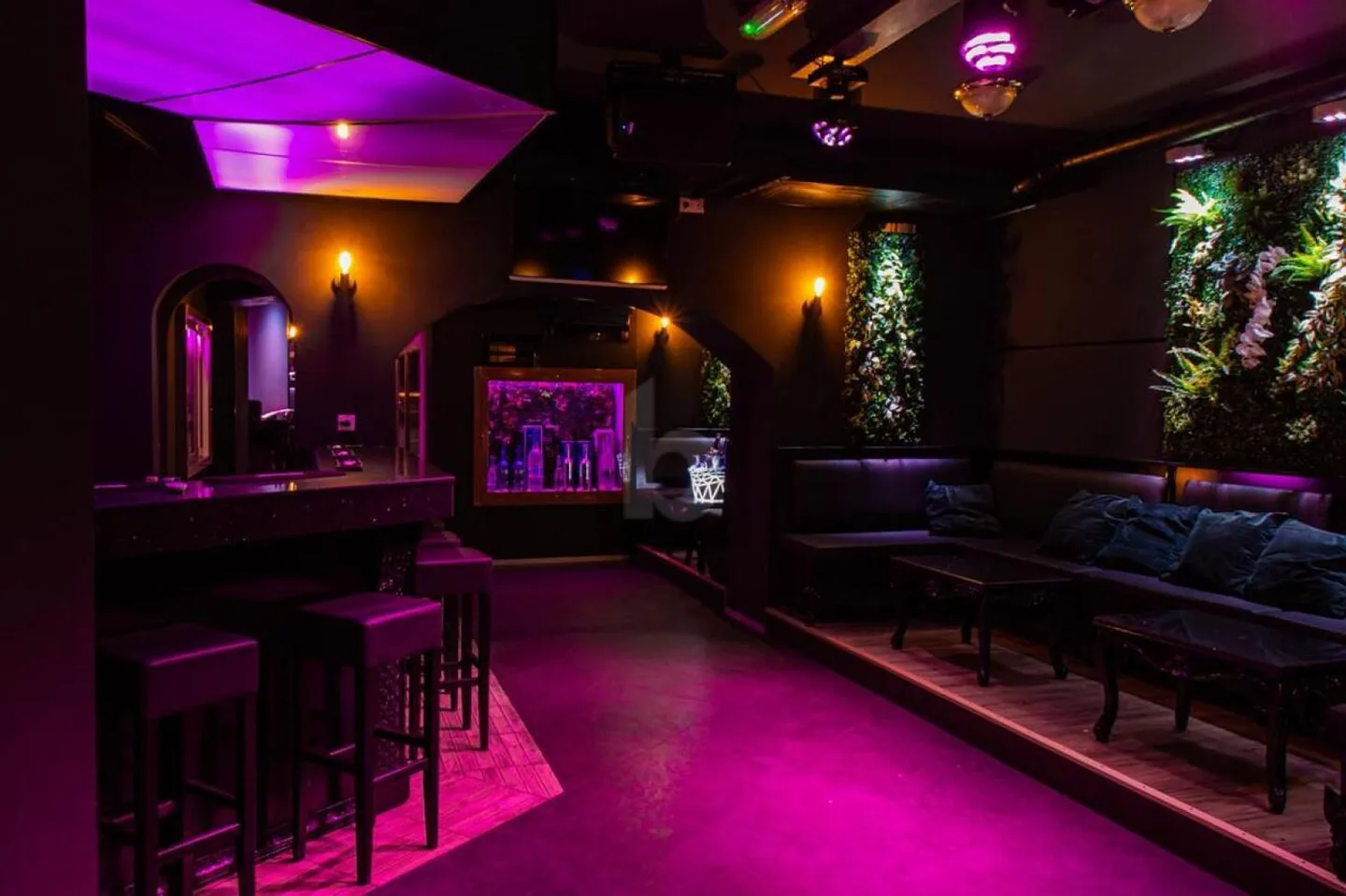 TRAUMHAFTER CLUB IN BESTER INNENSTADTLAGE - Foto 1 von 5