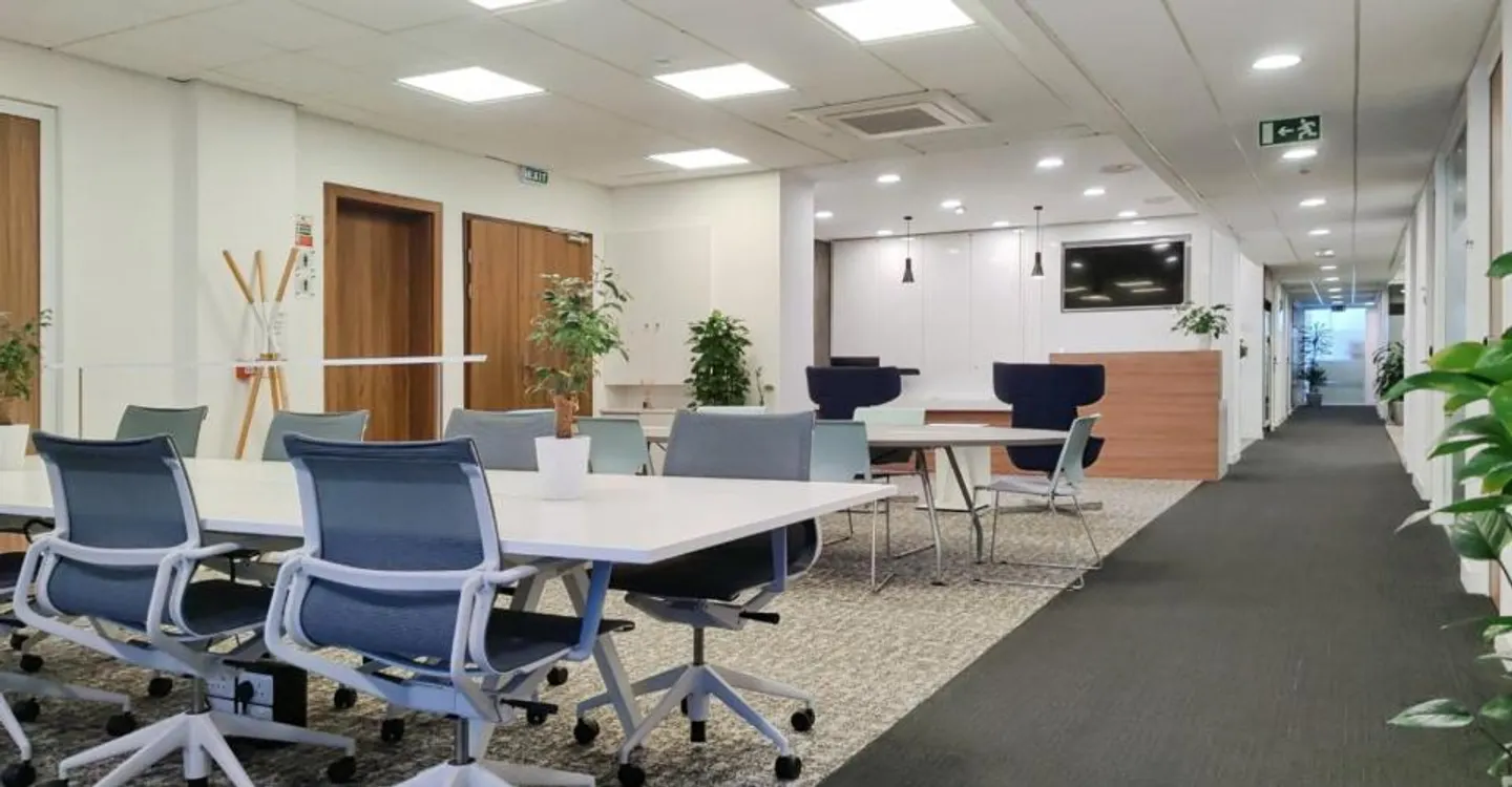 Private office for 5 at Regus Versoix Station Lakeside - Photo 3 of 7