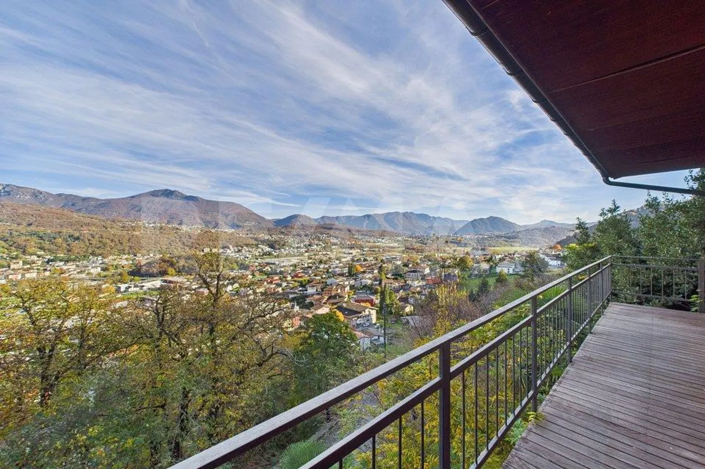 Maison individuelle de 12 pièces - Photo 2 sur 13