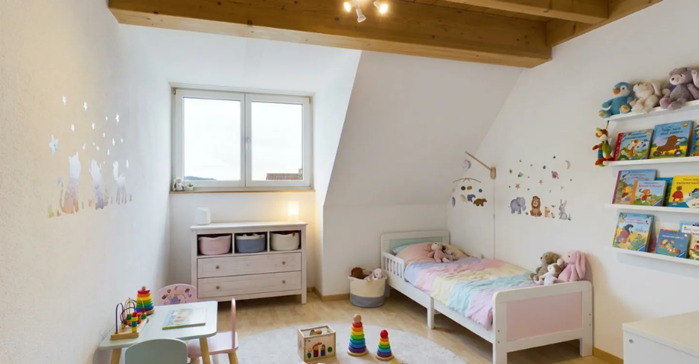 Frisch renoviert (2026), ideale Raumaufteilung und familienfreundliche Lage - Photo 7 of 12
