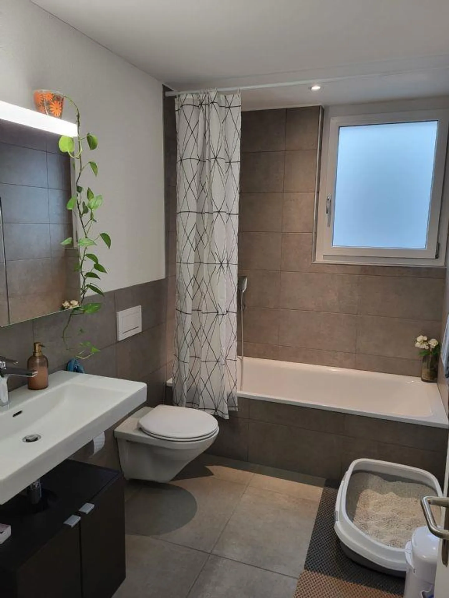 CENTRAL | SPACIOUS | GARDEN SEATING AREA - Photo 10 of 12