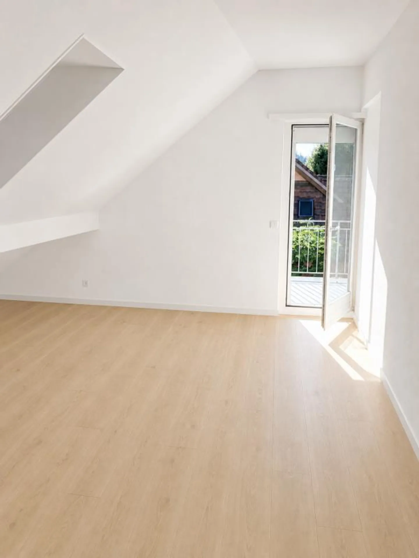 Charmantes Einfamilienhaus mit Garten - Foto 13 von 14