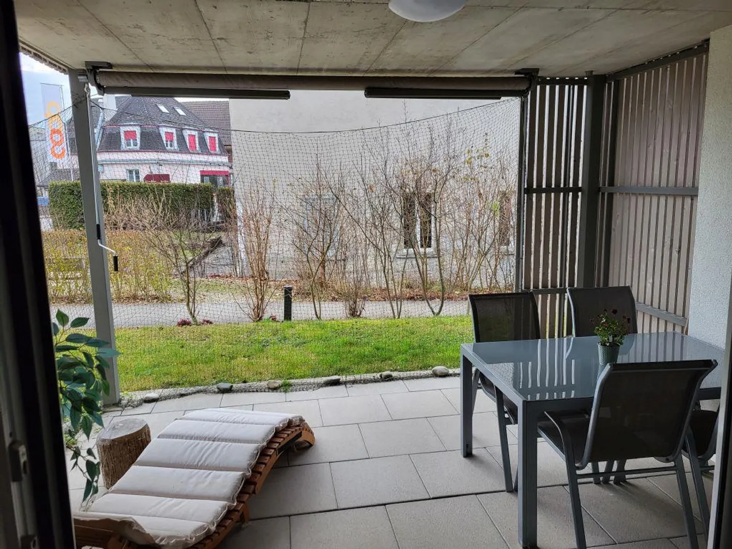 CENTRAL | SPACIOUS | GARDEN SEATING AREA - Photo 12 of 12